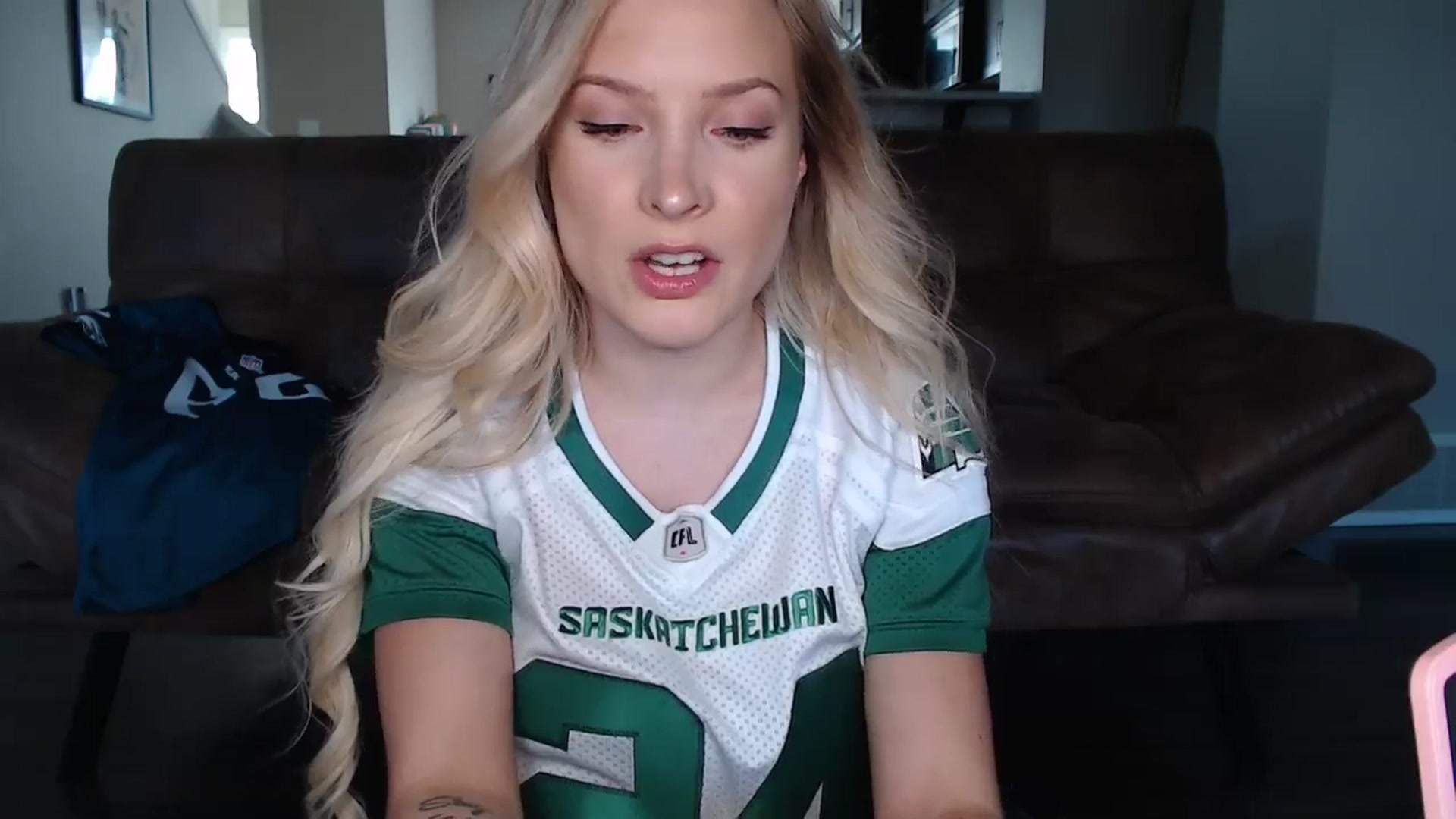 Gallery image thumbnail from AlexisWildest's myfreecams stream on, 08/03/2025, 24:50 image 17 of 20