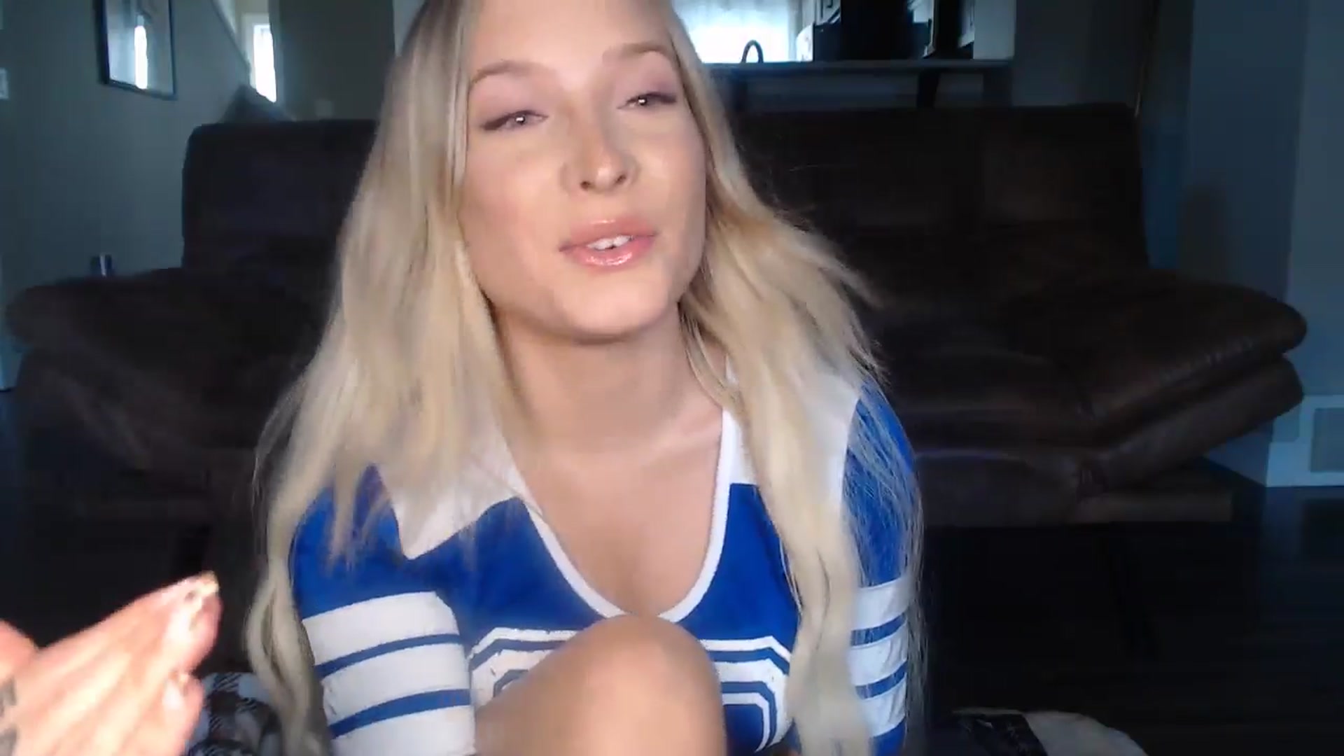 Gallery image thumbnail from AlexisWildest's myfreecams stream on, 08/22/2025, 04:24 image 6 of 20
