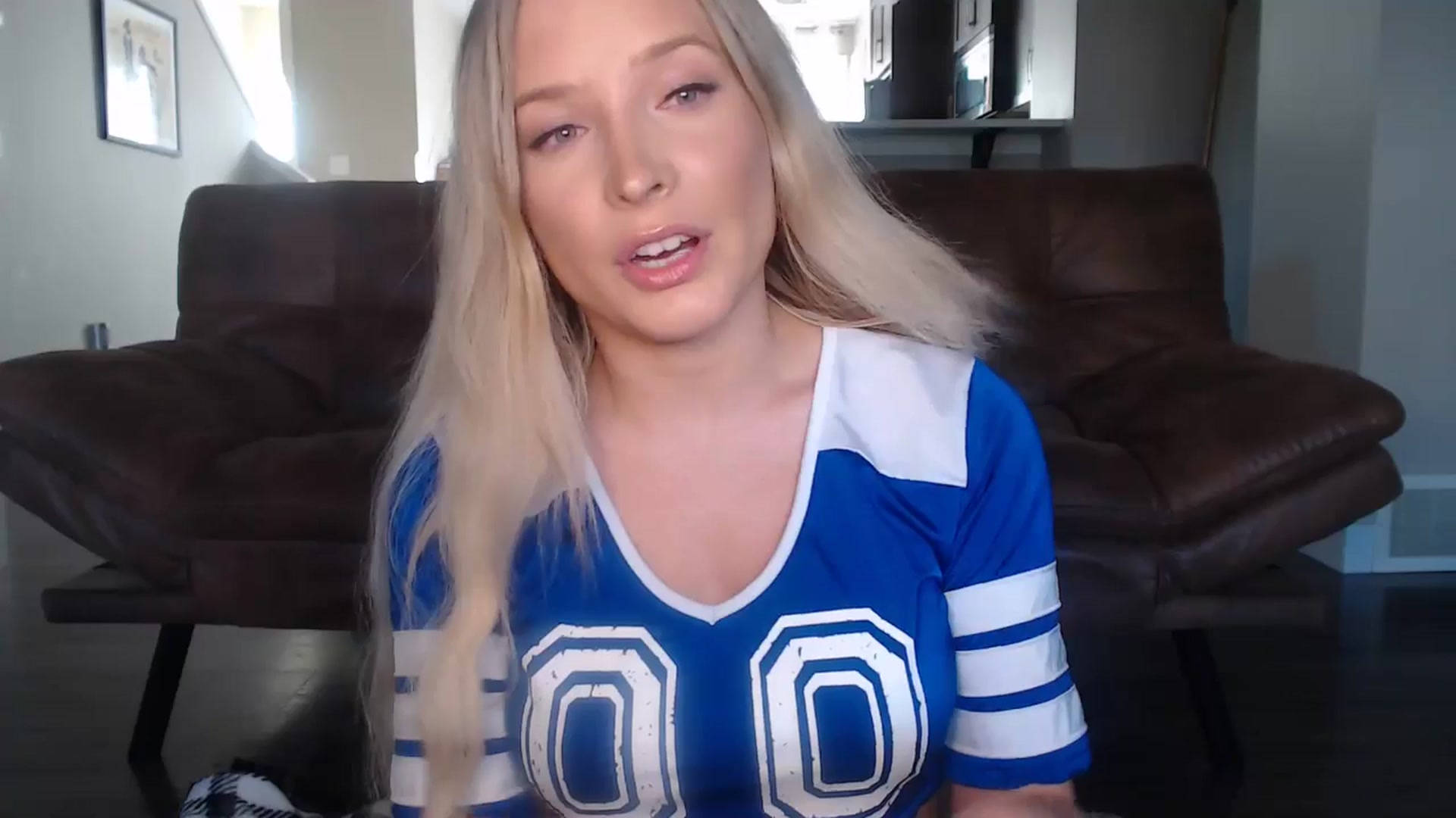 Gallery image thumbnail from AlexisWildest's myfreecams stream on, 08/22/2025, 04:24 image 5 of 20