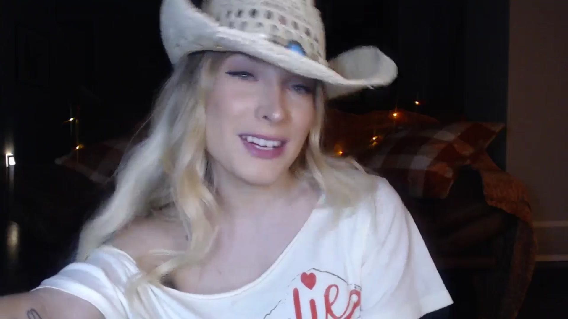 Gallery image thumbnail from AlexisWildest's myfreecams stream on, 09/13/2025, 04:20 image 5 of 20