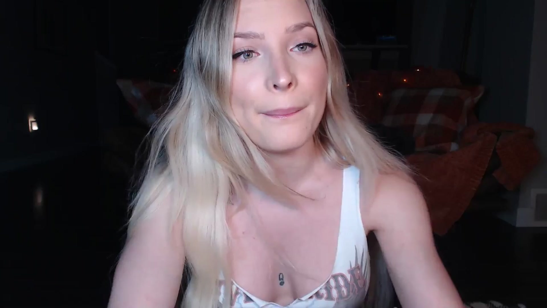 Gallery image thumbnail from AlexisWildest's myfreecams stream on, 09/25/2025, 03:06 image 13 of 20