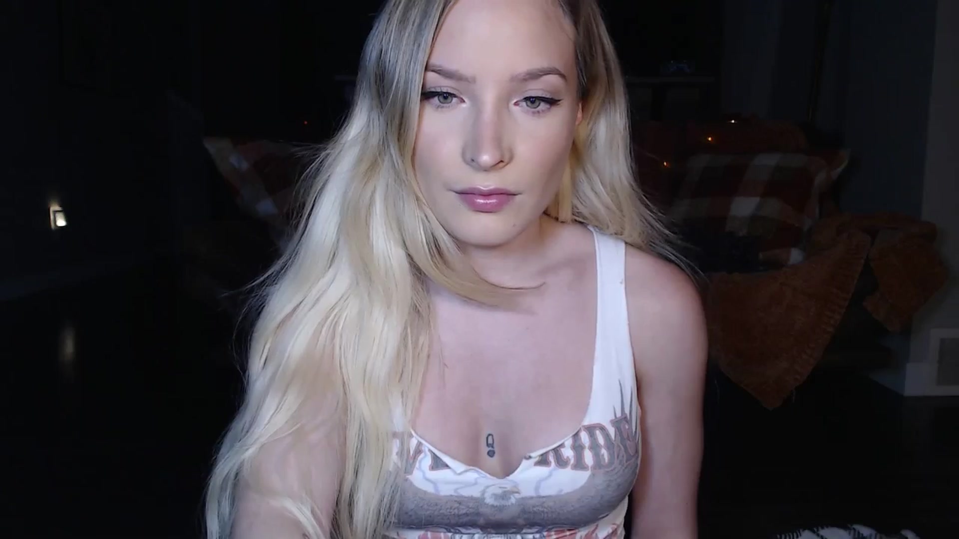 Gallery image thumbnail from AlexisWildest's myfreecams stream on, 09/25/2025, 03:06 image 14 of 20