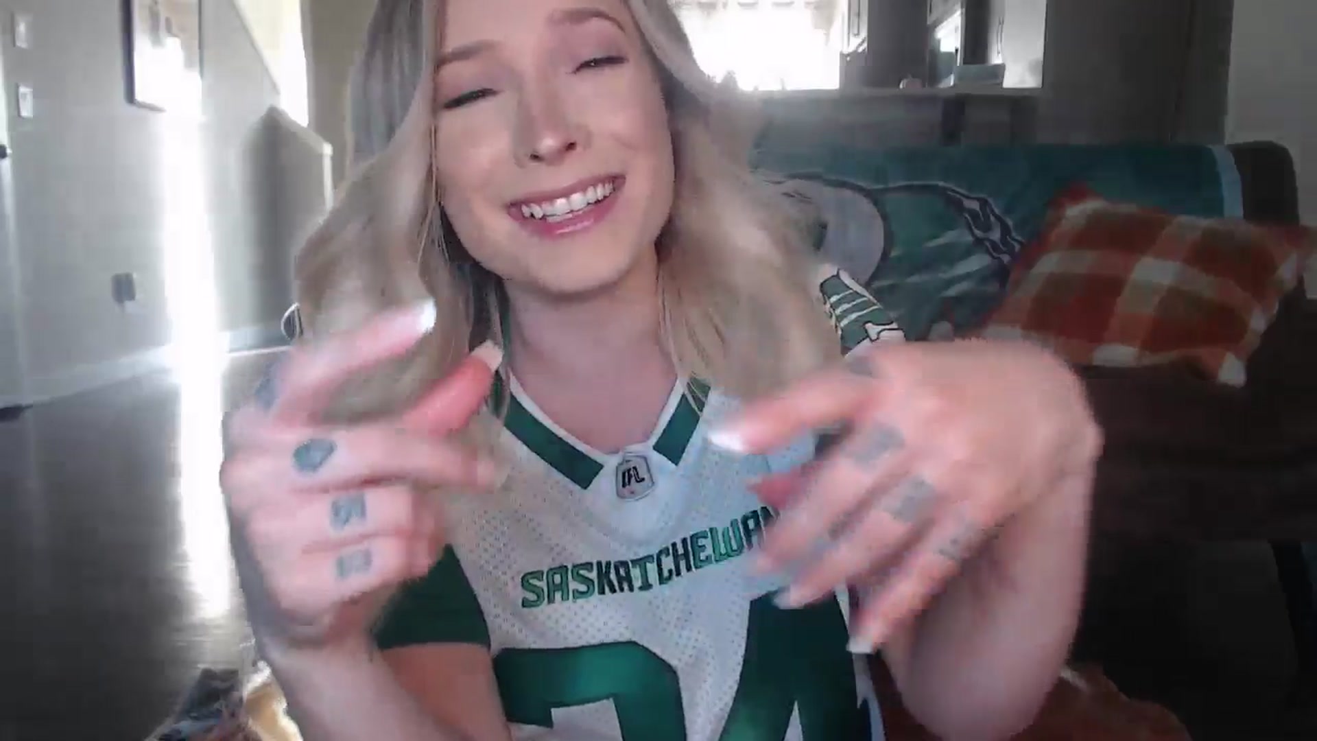 Gallery image thumbnail from AlexisWildest's myfreecams stream on, 09/28/2025, 24:48 image 15 of 20