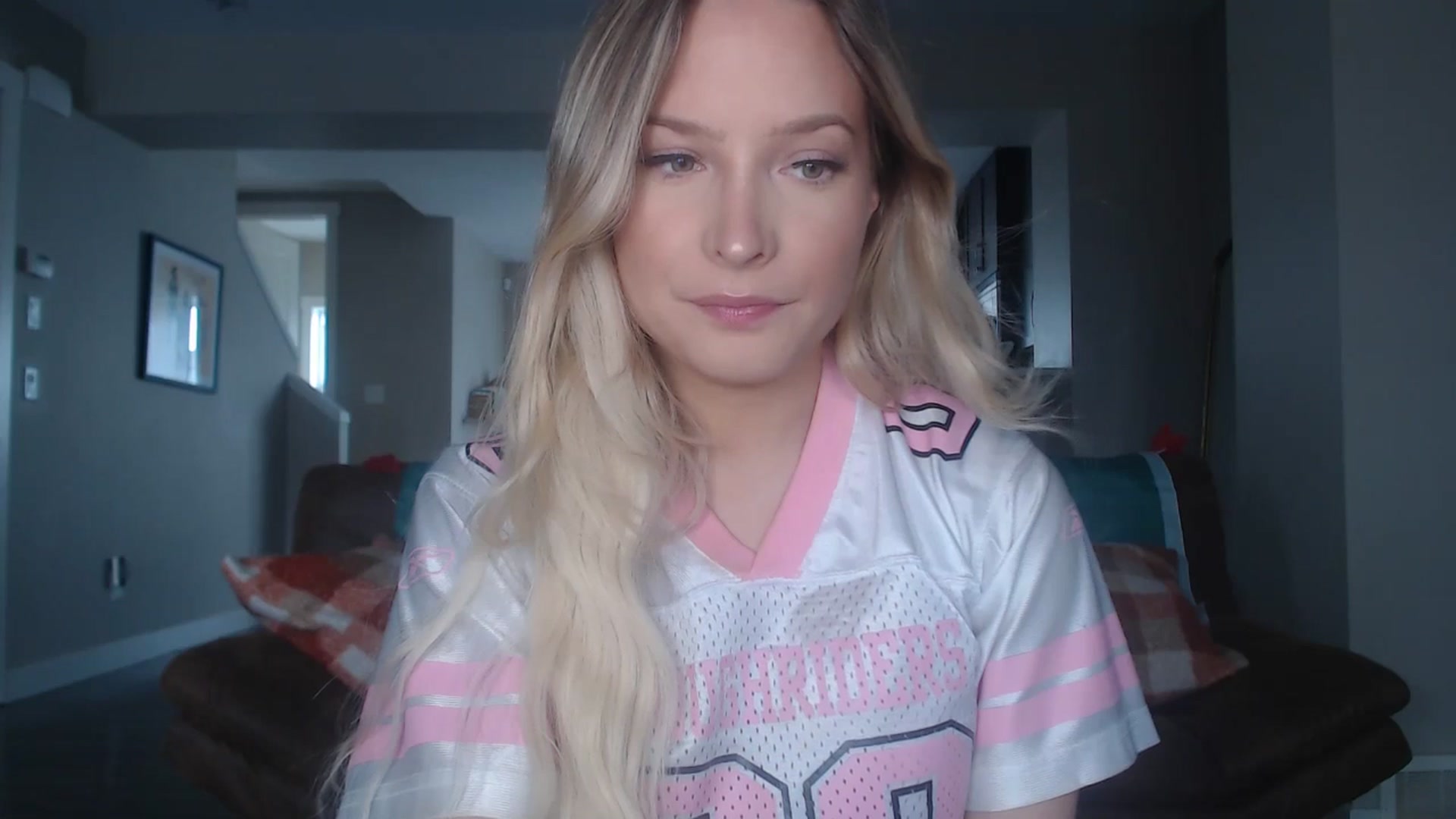 Gallery image thumbnail from AlexisWildest's myfreecams stream on, 11/01/2025, 19:28 image 15 of 20