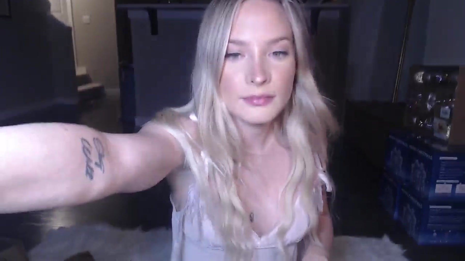 Gallery image thumbnail from AlexisWildest's myfreecams stream on, 11/26/2025, 02:31 image 17 of 20