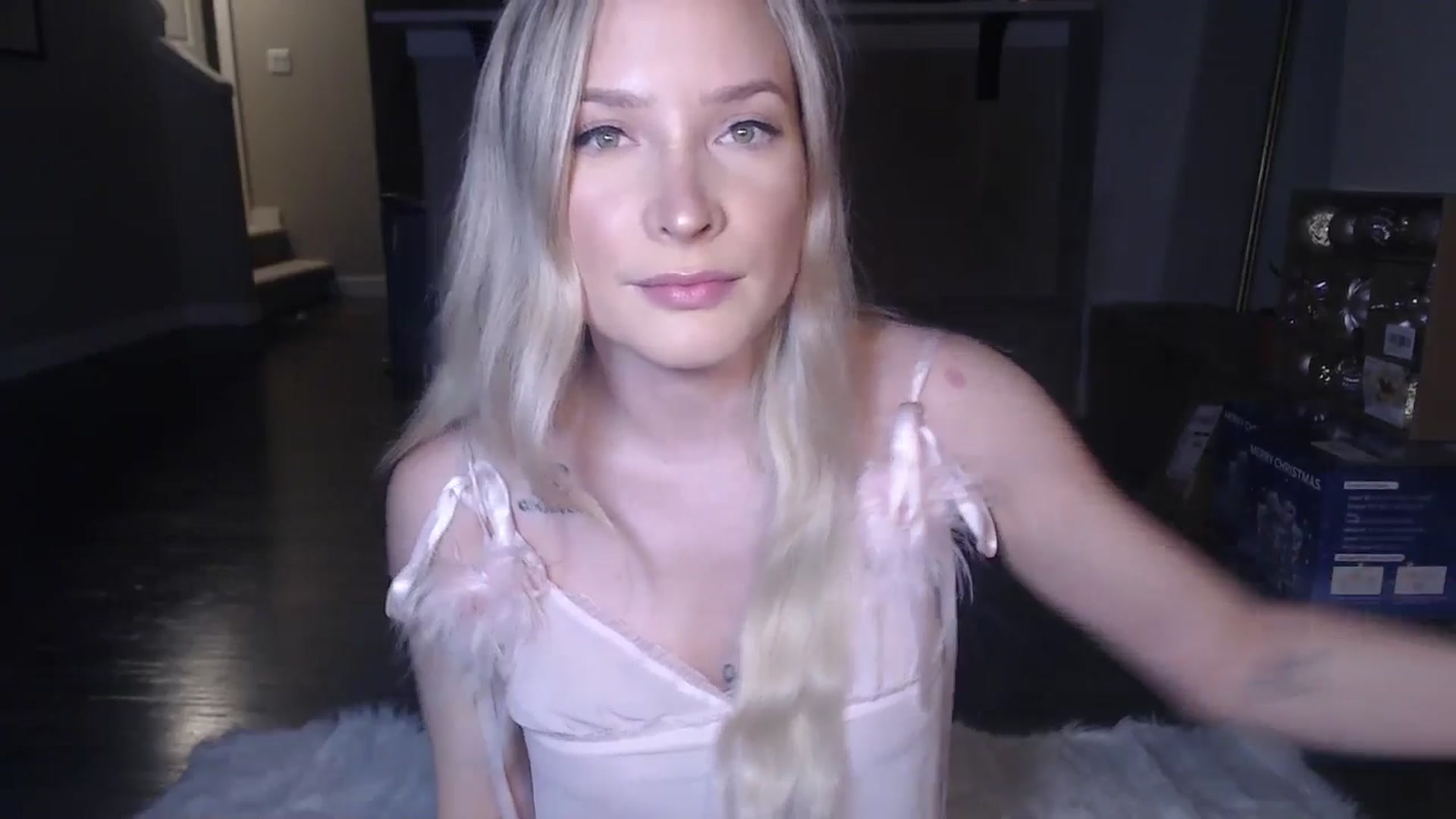 Gallery image thumbnail from AlexisWildest's myfreecams stream on, 11/26/2025, 02:31 image 4 of 20