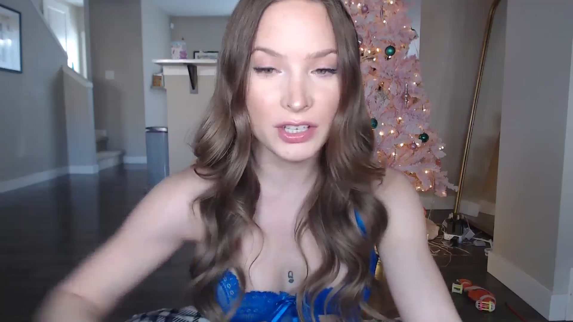 Gallery image thumbnail from AlexisWildest's myfreecams stream on, 12/28/2025, 23:10 image 2 of 20