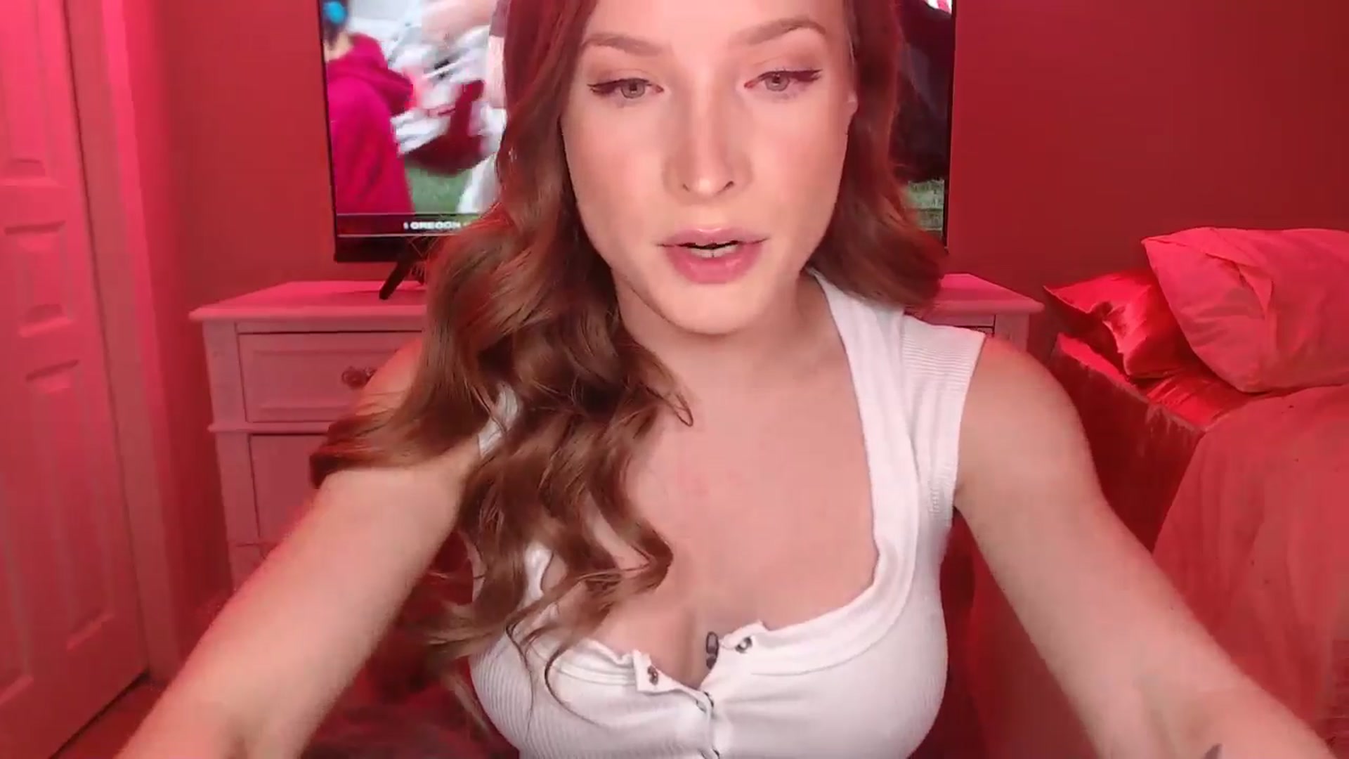 Gallery image thumbnail from AlexisWildest's myfreecams stream on, 01/10/2026, 03:33 image 13 of 20