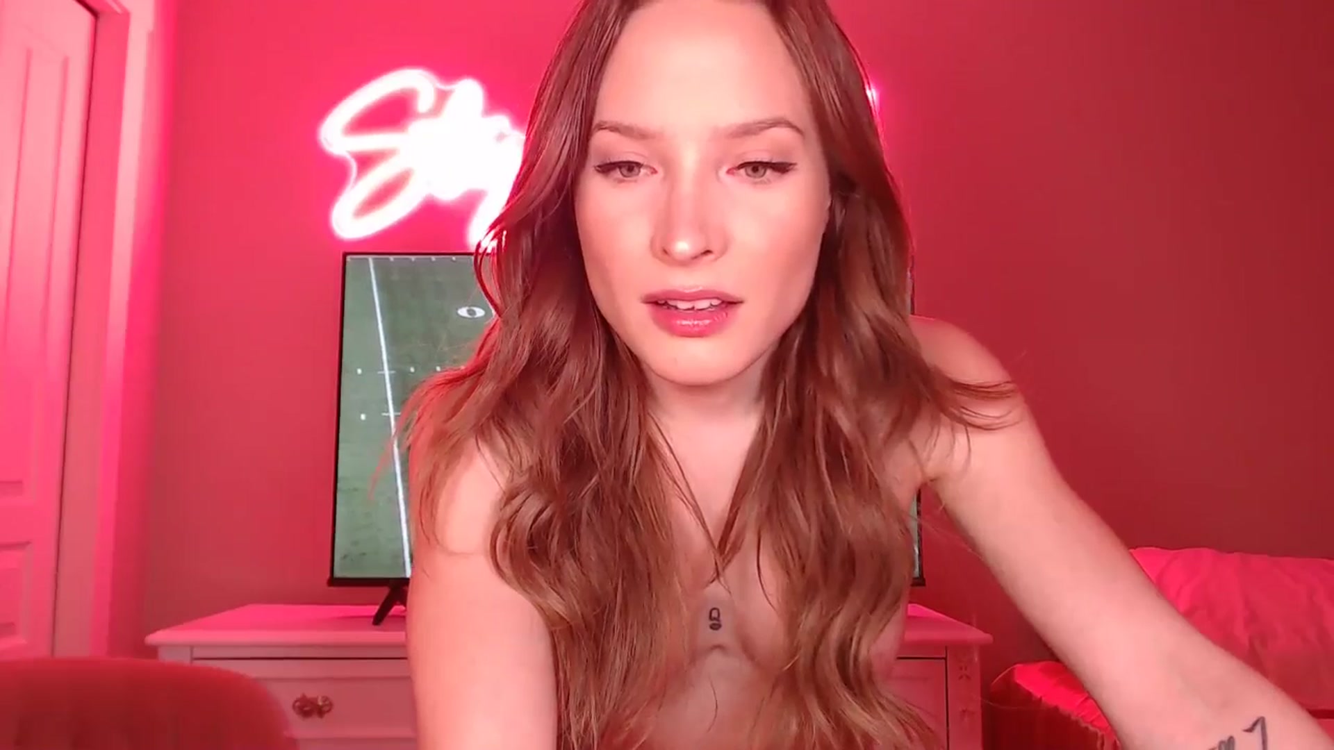 Gallery image thumbnail from AlexisWildest's myfreecams stream on, 01/16/2026, 06:00 image 11 of 20
