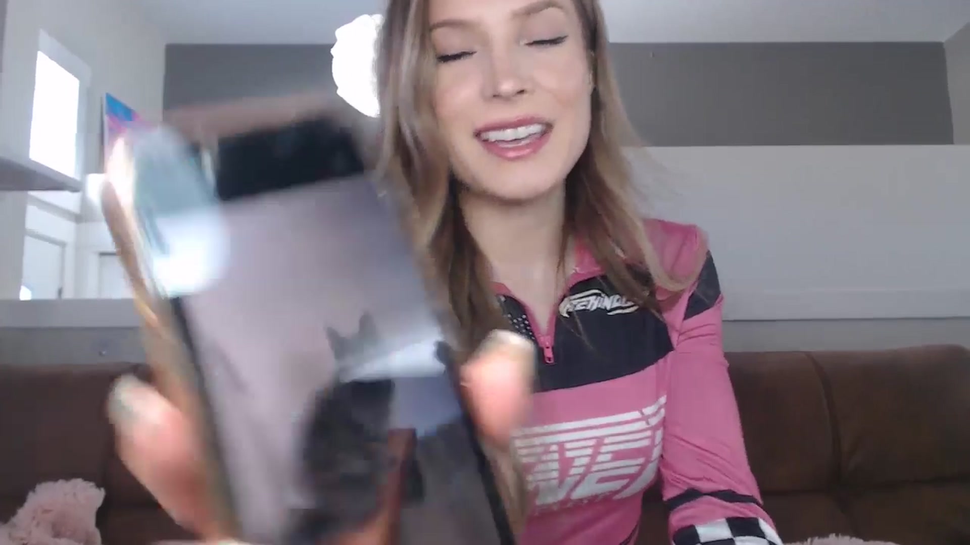 Gallery image thumbnail from AlexisWildest's myfreecams stream on, 03/22/2026, 21:21 image 15 of 20