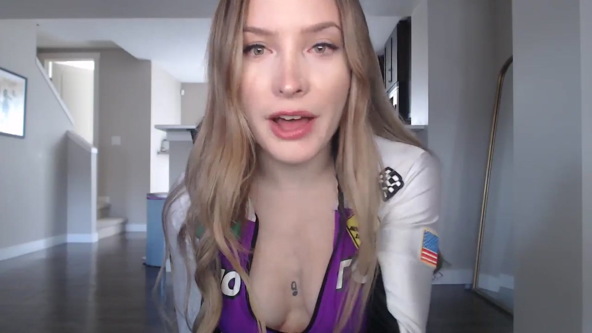 Gallery image thumbnail from AlexisWildest's myfreecams stream on, 04/19/2026, 21:16 image 19 of 20