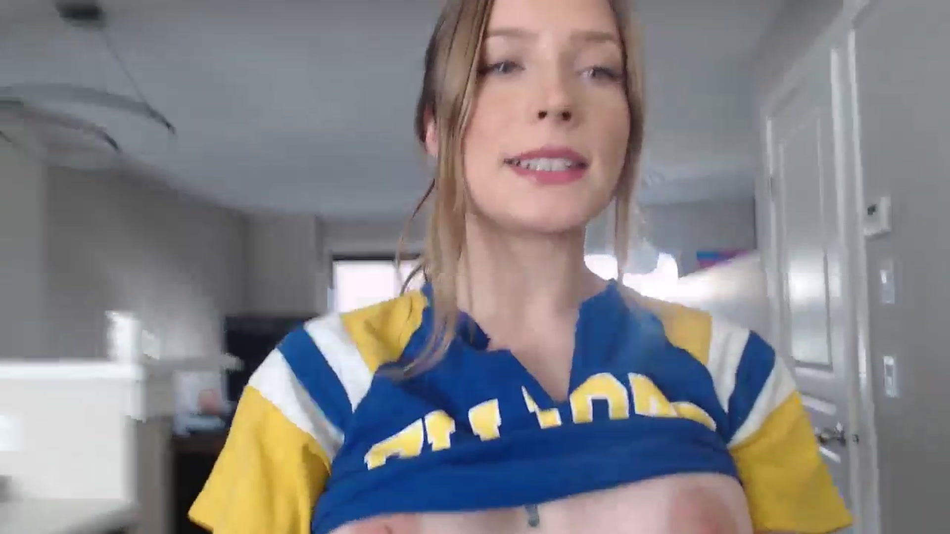 Gallery image thumbnail from AlexisWildest's myfreecams stream on, 05/03/2026, 22:02 image 20 of 20