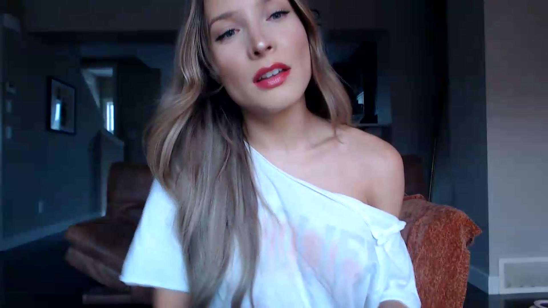 Gallery image thumbnail from AlexisWildest's myfreecams stream on, 05/31/2026, 02:09 image 16 of 20