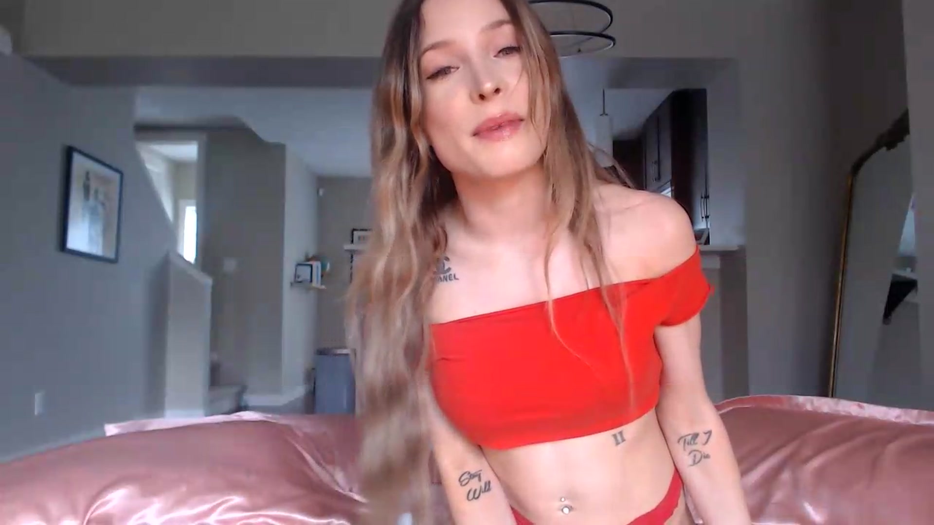 Gallery image thumbnail from AlexisWildest's myfreecams stream on, 06/10/2026, 01:29 image 18 of 20