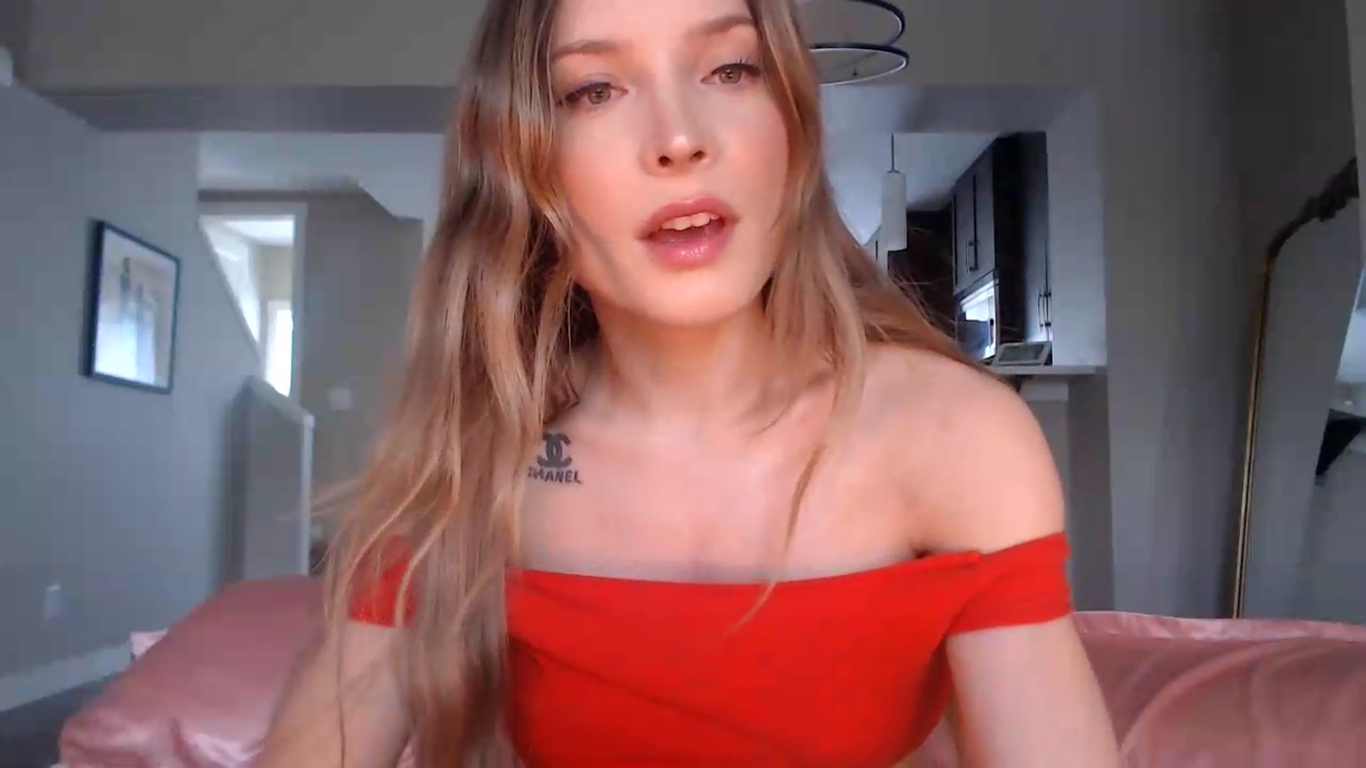 Gallery image thumbnail from AlexisWildest's myfreecams stream on, 06/10/2026, 01:29 image 6 of 20