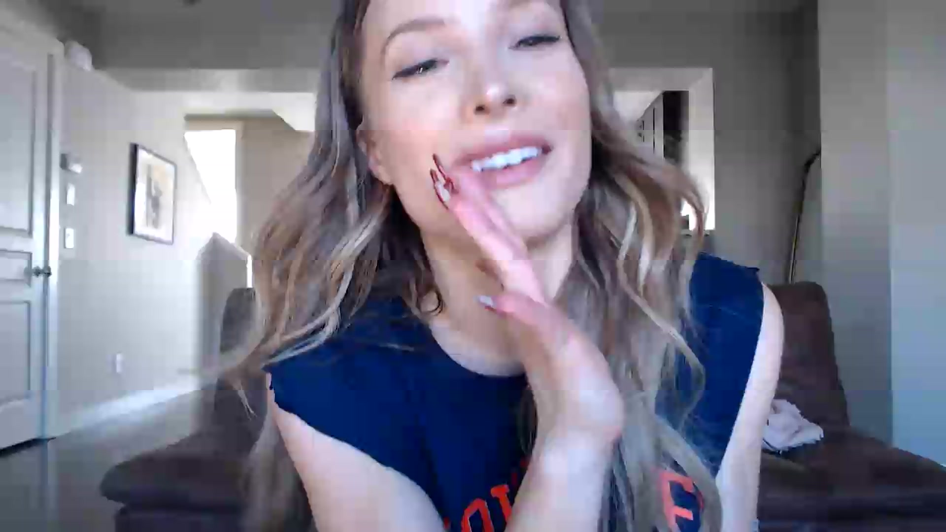Gallery image thumbnail from AlexisWildest's myfreecams stream on, 07/12/2026, 24:01 image 16 of 20