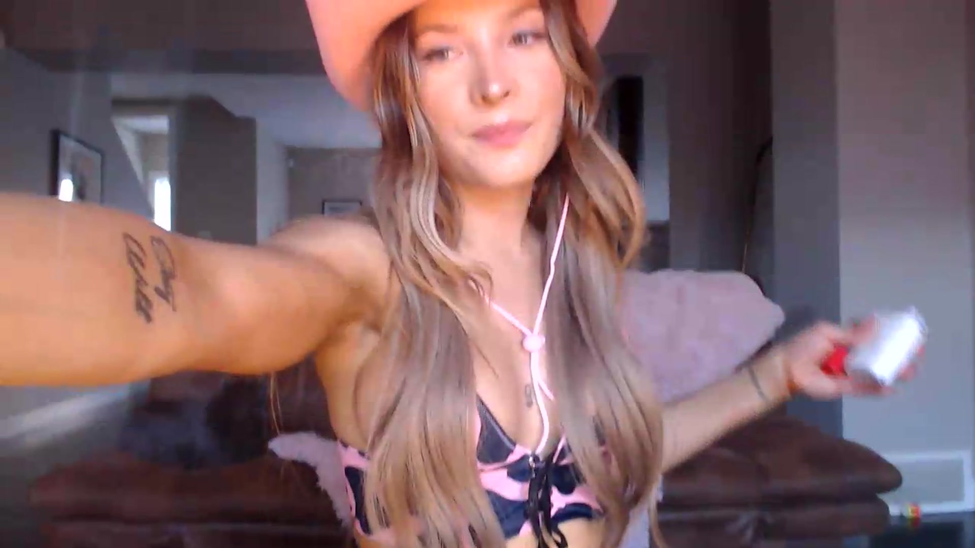 Gallery image thumbnail from AlexisWildest's myfreecams stream on, 07/16/2026, 03:35 image 10 of 20