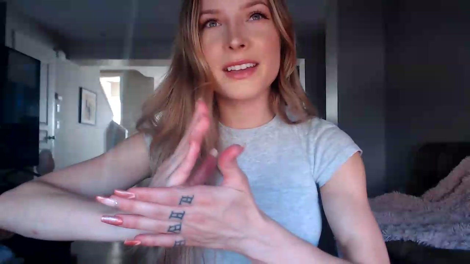Gallery image thumbnail from AlexisWildest's myfreecams stream on, 07/31/2026, 01:53 image 5 of 20