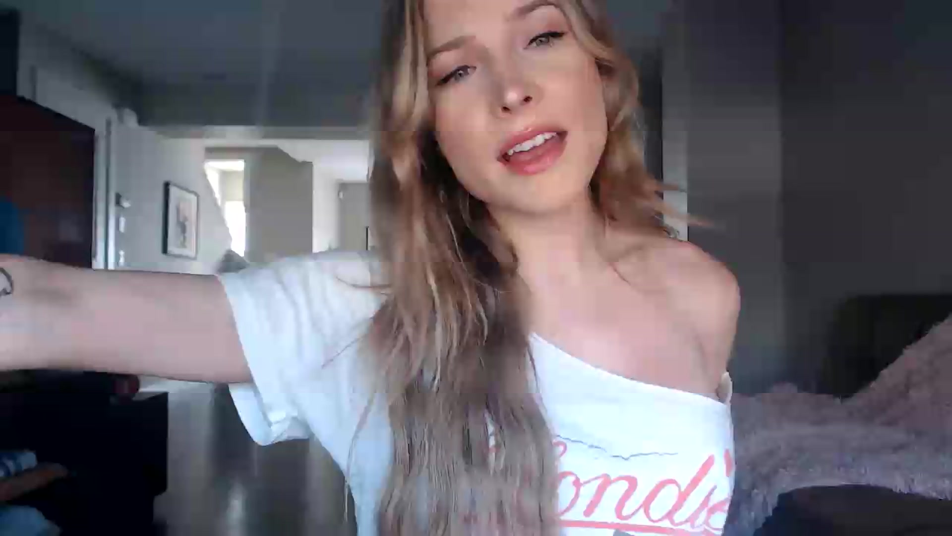 Gallery image thumbnail from AlexisWildest's myfreecams stream on, 08/01/2026, 24:00 image 1 of 20