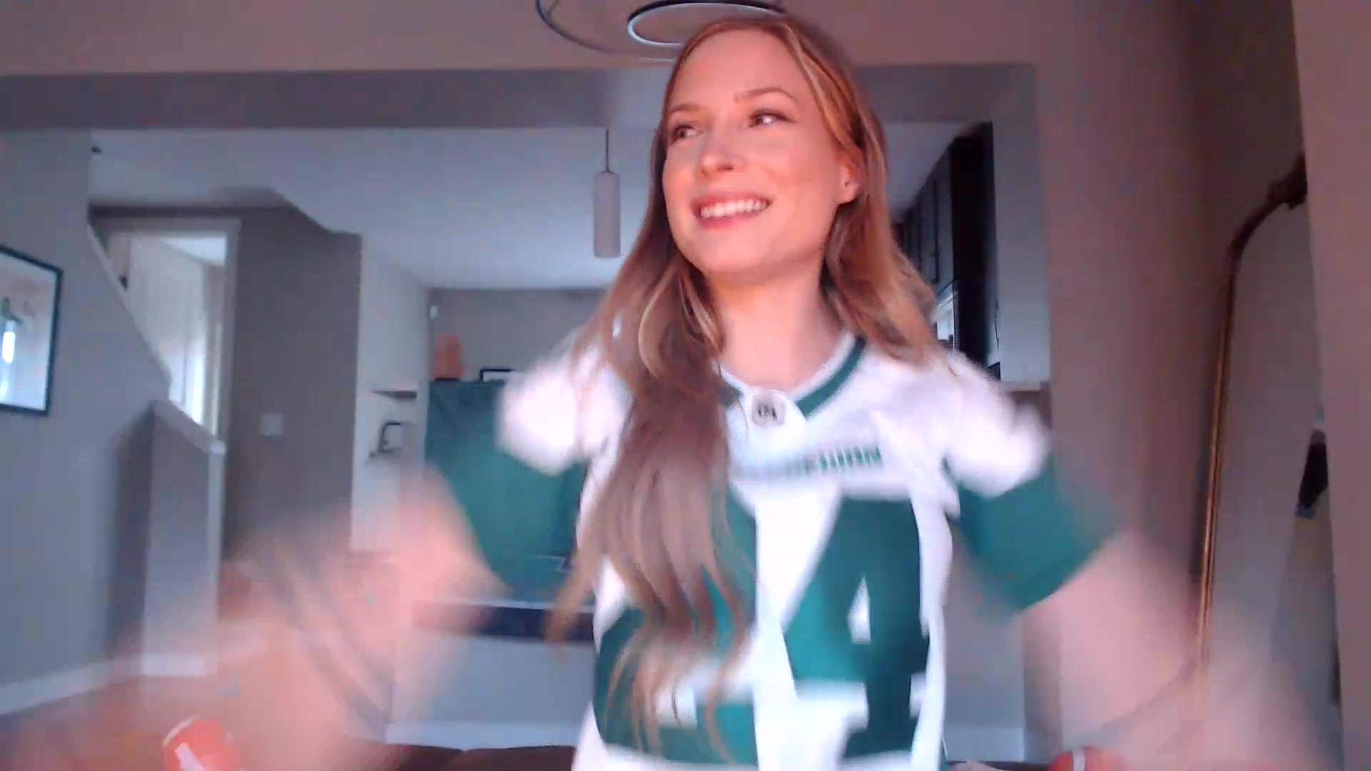 Gallery image thumbnail from AlexisWildest's myfreecams stream on, 08/08/2026, 02:39 image 18 of 20