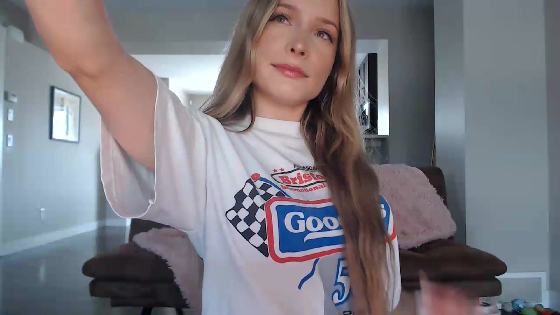 Gallery image thumbnail from AlexisWildest's myfreecams stream on, 08/09/2026, 21:46 image 2 of 20