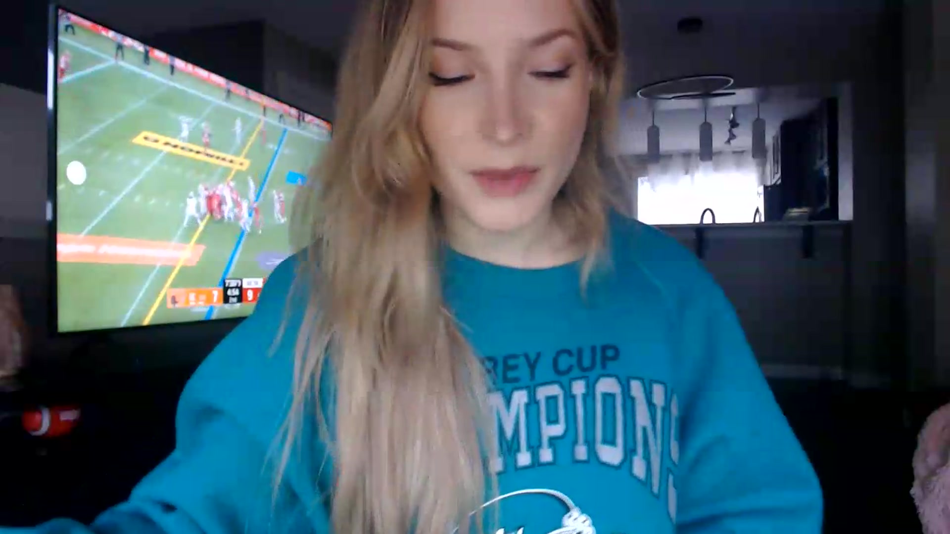 Gallery image thumbnail from AlexisWildest's myfreecams stream on, 08/14/2026, 03:05 image 9 of 20