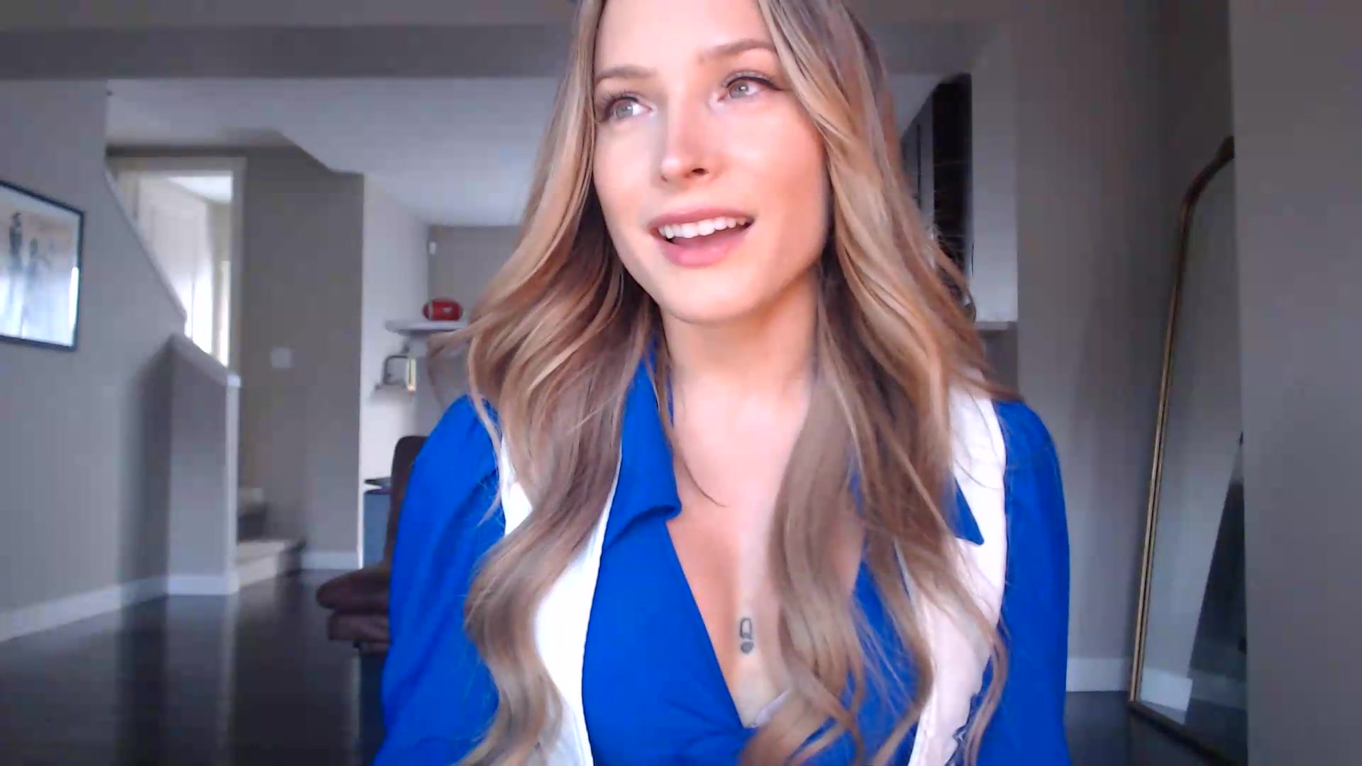 Gallery image thumbnail from AlexisWildest's myfreecams stream on, 08/20/2026, 03:35 image 6 of 20