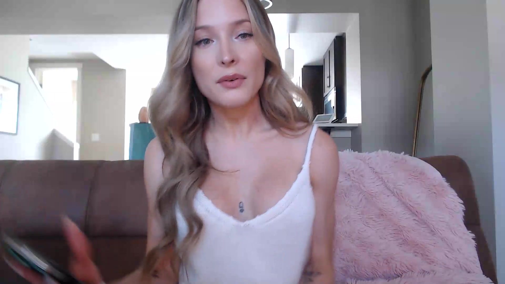 Gallery image thumbnail from AlexisWildest's myfreecams stream on, 08/23/2026, 22:29 image 6 of 20