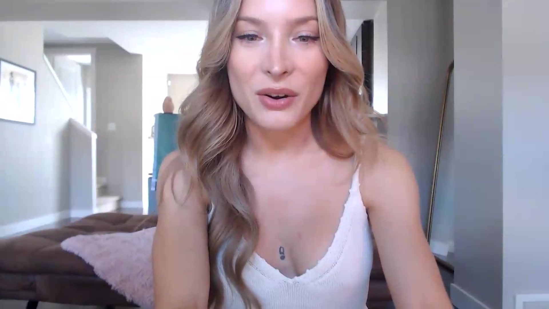 Gallery image thumbnail from AlexisWildest's myfreecams stream on, 08/23/2026, 22:29 image 2 of 20