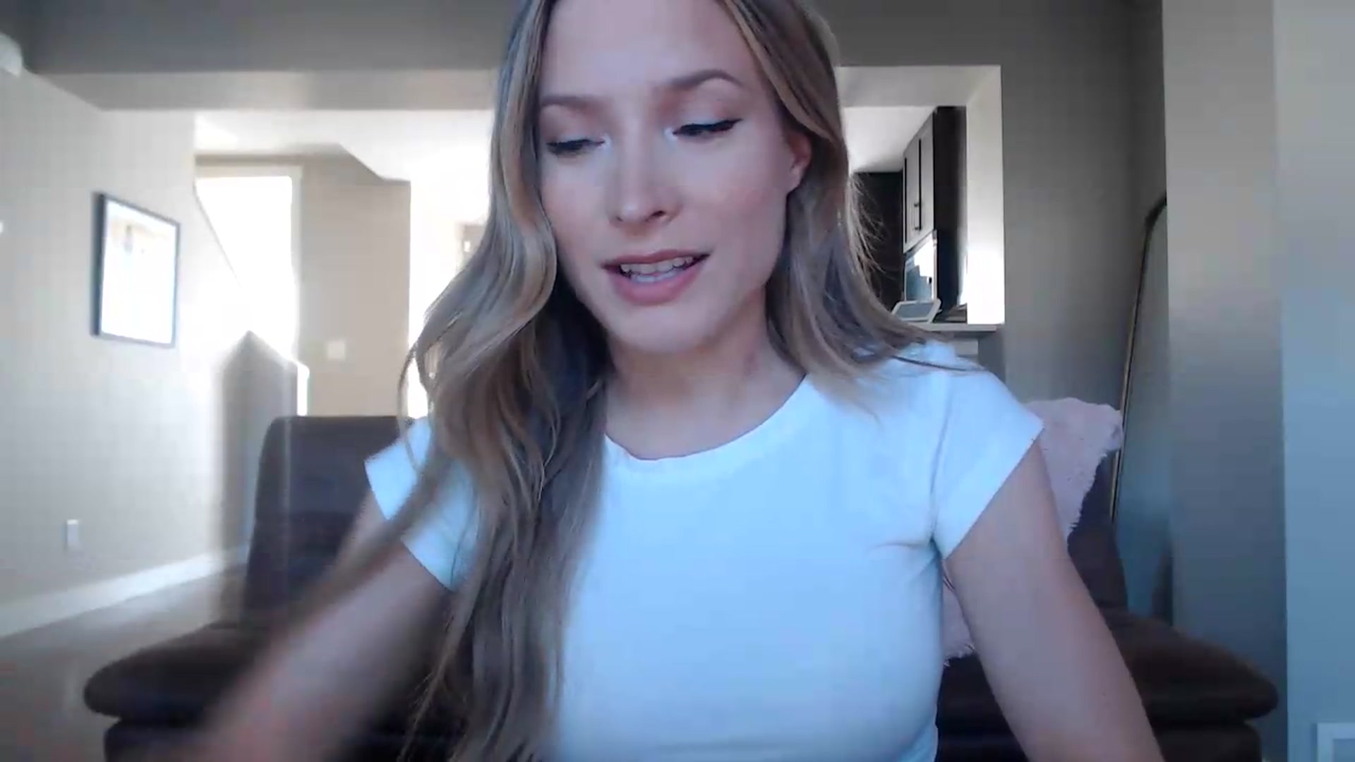 Gallery image thumbnail from AlexisWildest's myfreecams stream on, 08/25/2026, 03:46 image 3 of 20