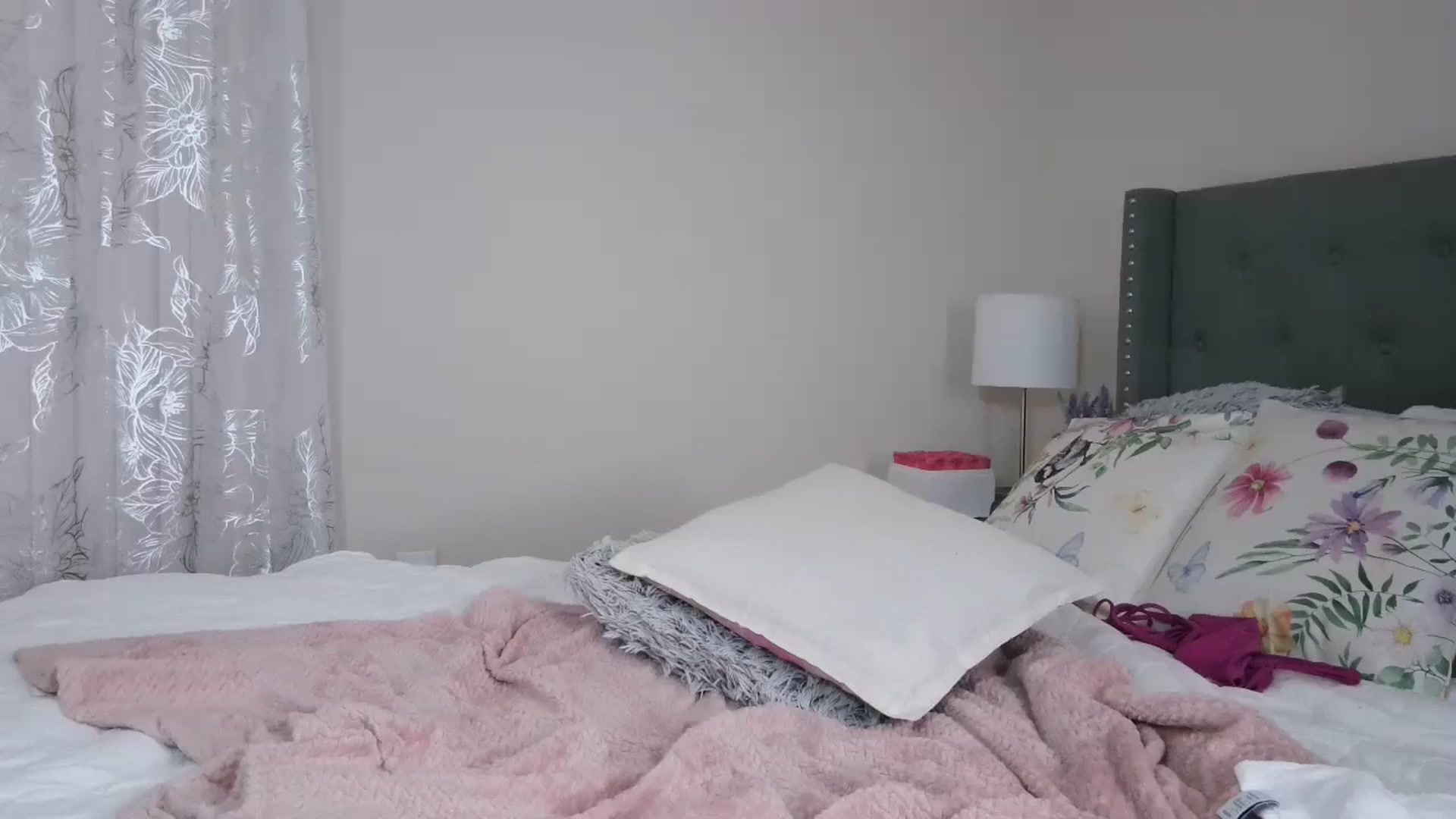 Gallery image thumbnail from Alexis_Amorr's myfreecams stream on, 06/02/2024, 01:48 image 1 of 20