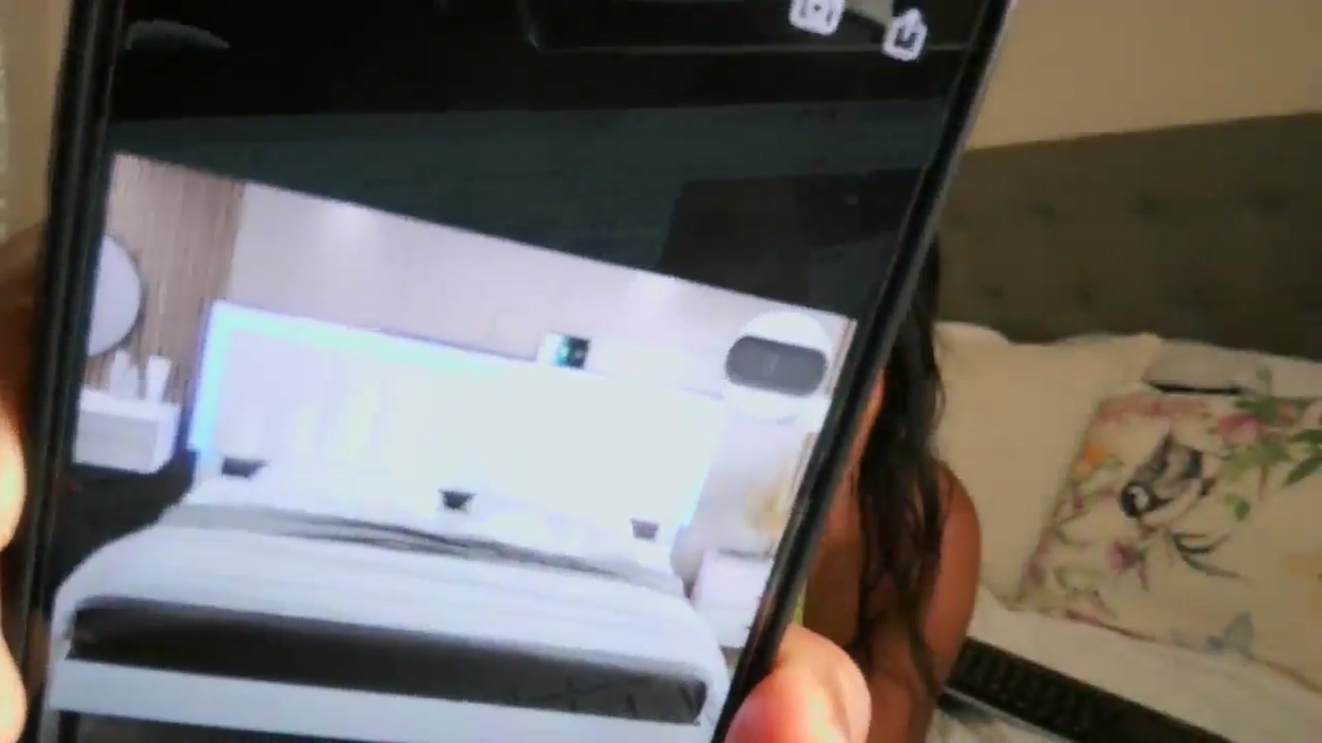 Gallery image thumbnail from Alexis_Amorr's myfreecams stream on, 08/22/2024, 24:39 image 20 of 20