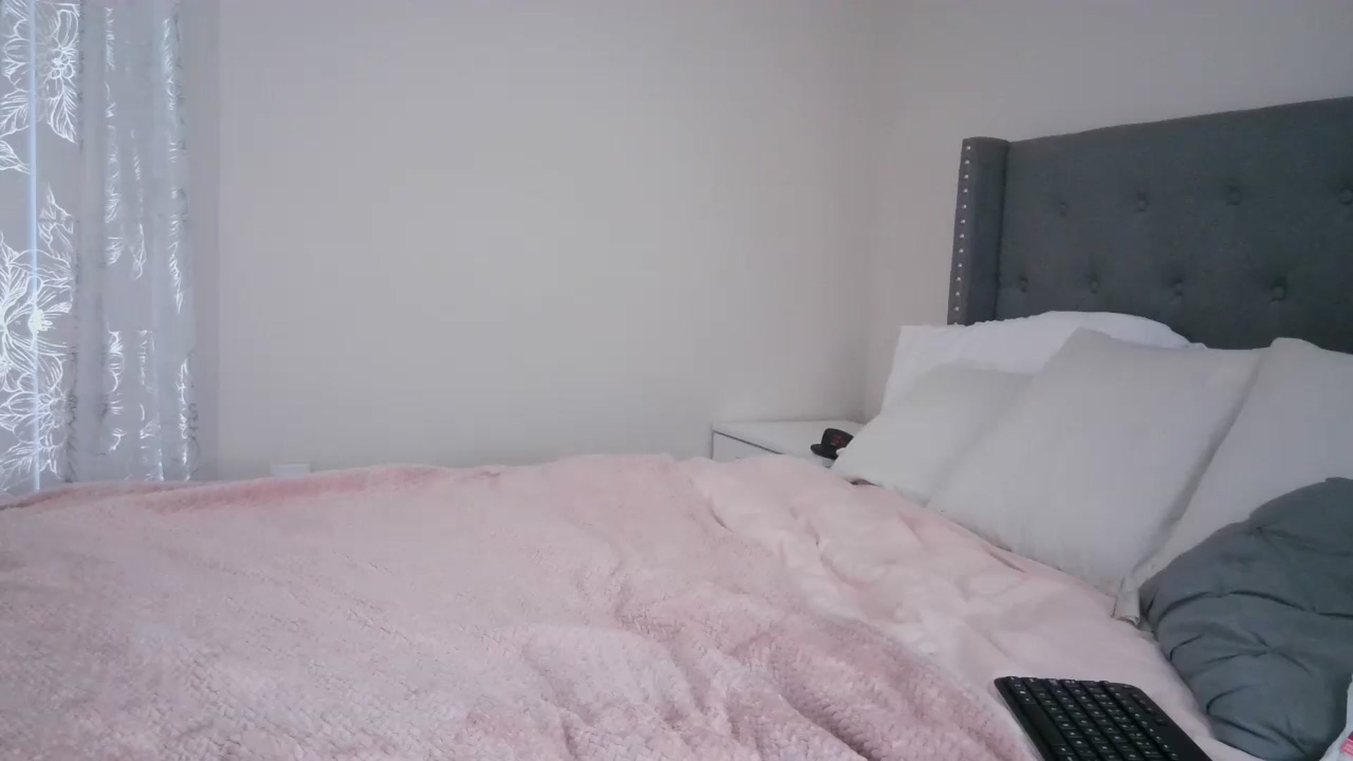 Gallery image thumbnail from Alexis_Amorr's myfreecams stream on, 08/25/2024, 24:52 image 1 of 20