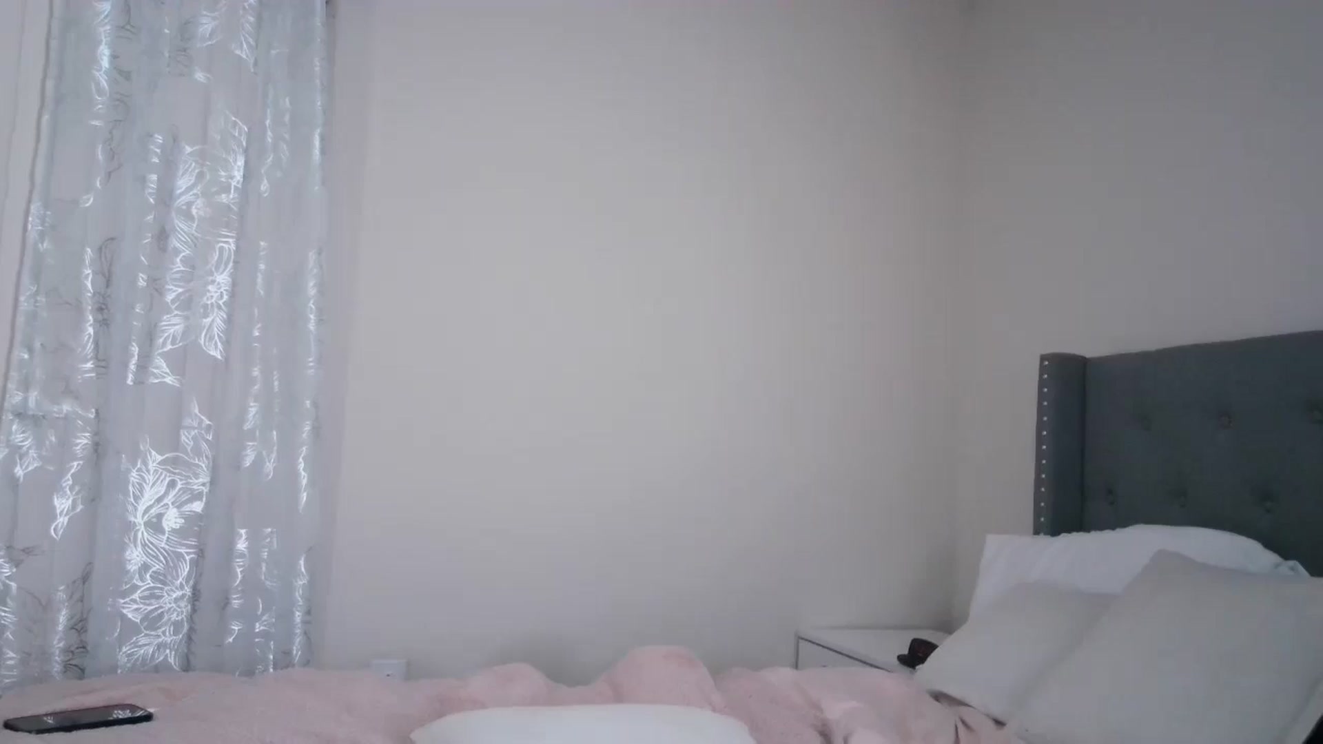Gallery image thumbnail from Alexis_Amorr's myfreecams stream on, 08/25/2024, 03:38 image 1 of 20