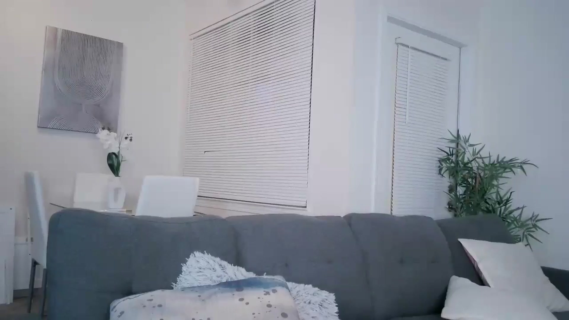 Gallery image thumbnail from Alexis_Amorr's myfreecams stream on, 08/31/2024, 24:11 image 9 of 20