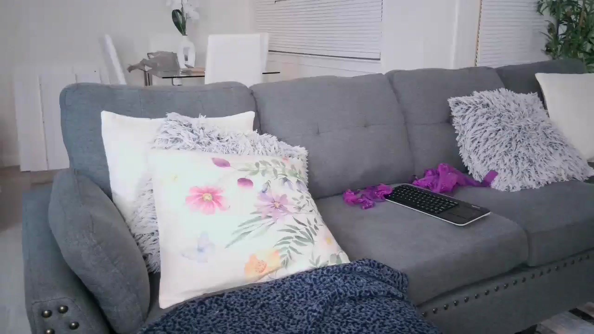 Gallery image thumbnail from Alexis_Amorr's myfreecams stream on, 09/02/2024, 24:35 image 10 of 20