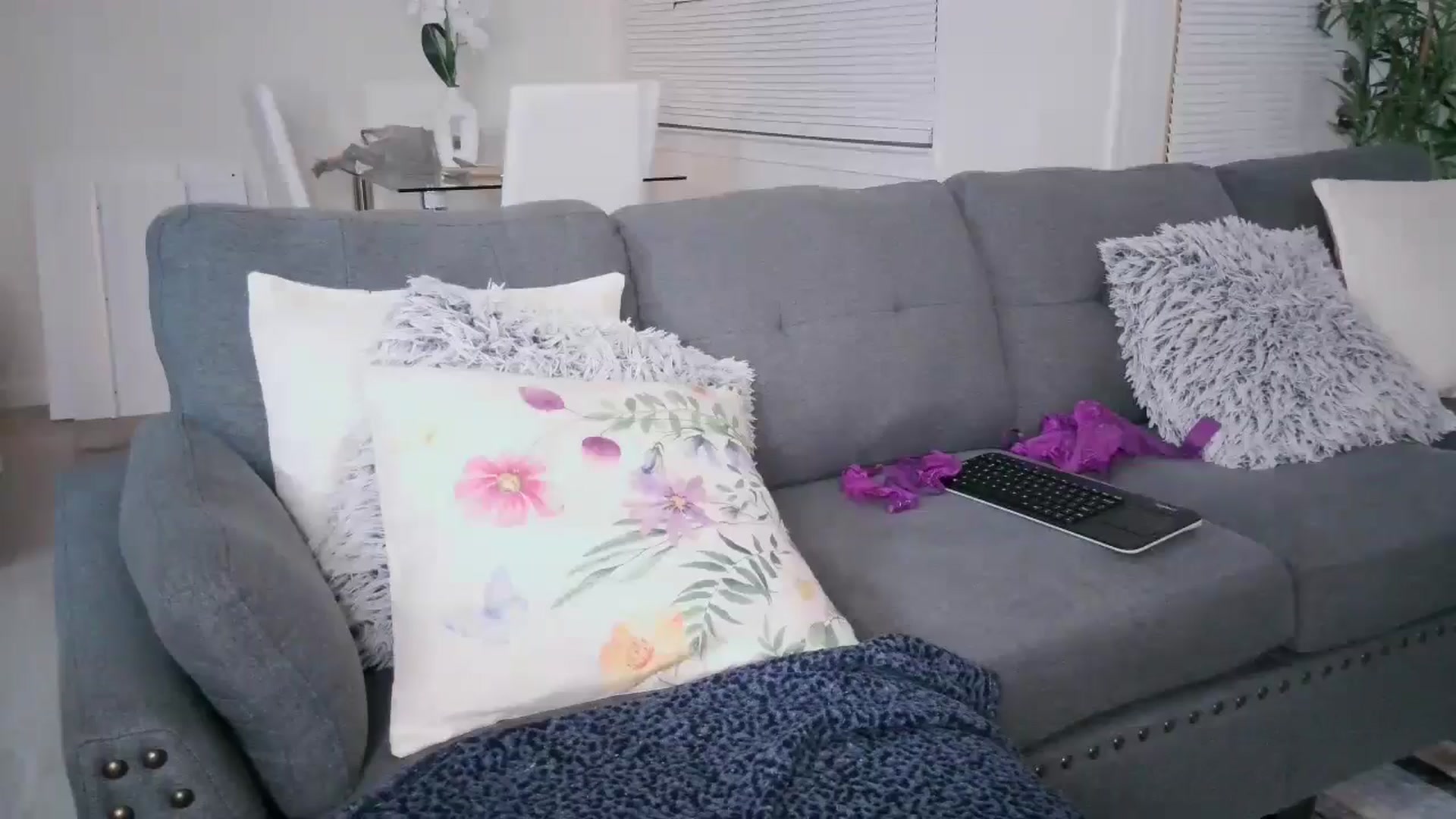 Gallery image thumbnail from Alexis_Amorr's myfreecams stream on, 09/02/2024, 24:35 image 9 of 20
