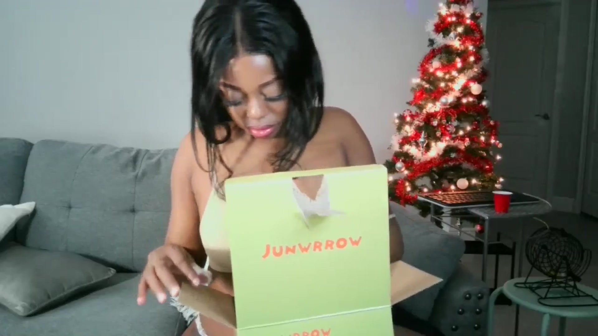 Gallery image thumbnail from Alexis_Amorr's myfreecams stream on, 12/08/2024, 21:27 image 19 of 20