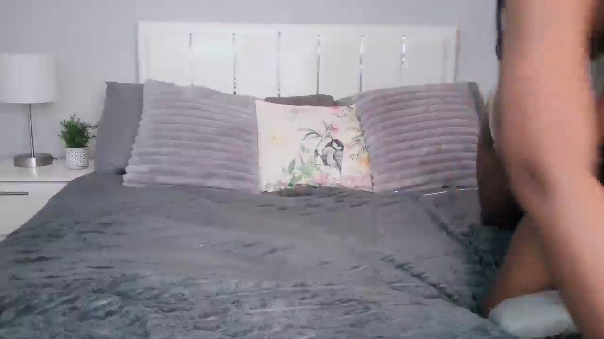 Gallery image thumbnail from Alexis_Amorr's myfreecams stream on, 02/25/2025, 22:12 image 14 of 20