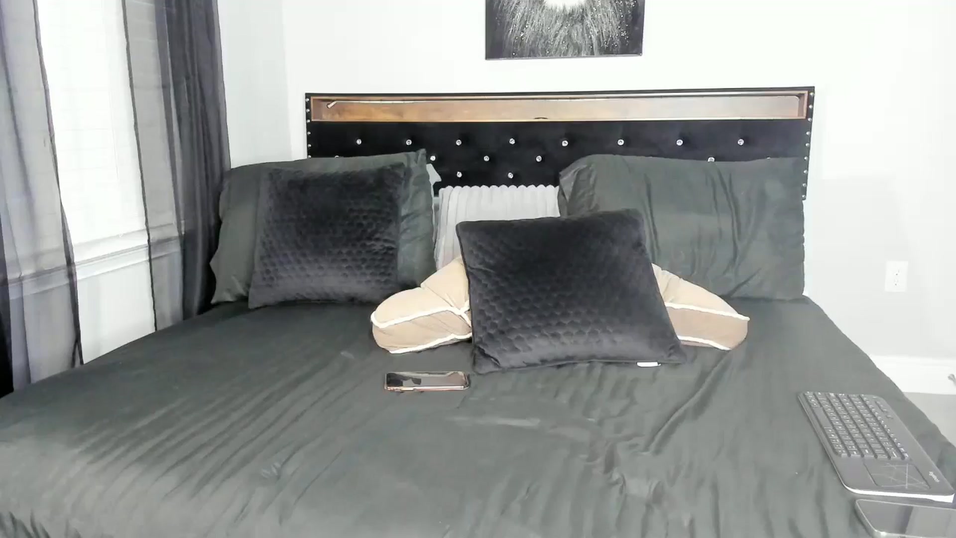 Gallery image thumbnail from Alexis_Amorr's myfreecams stream on, 07/15/2025, 23:44 image 10 of 20
