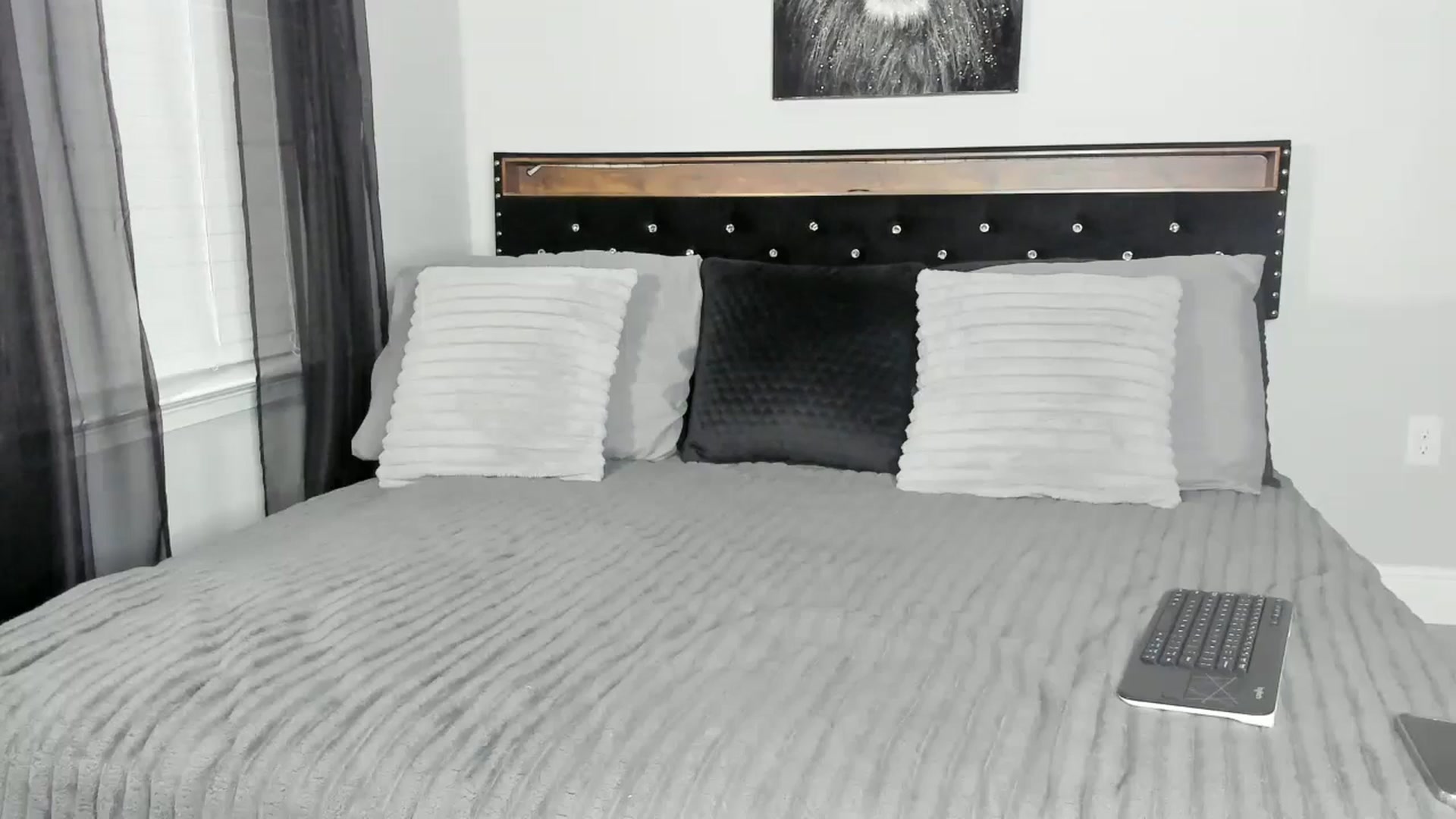 Gallery image thumbnail from Alexis_Amorr's myfreecams stream on, 07/29/2025, 24:00 image 10 of 20