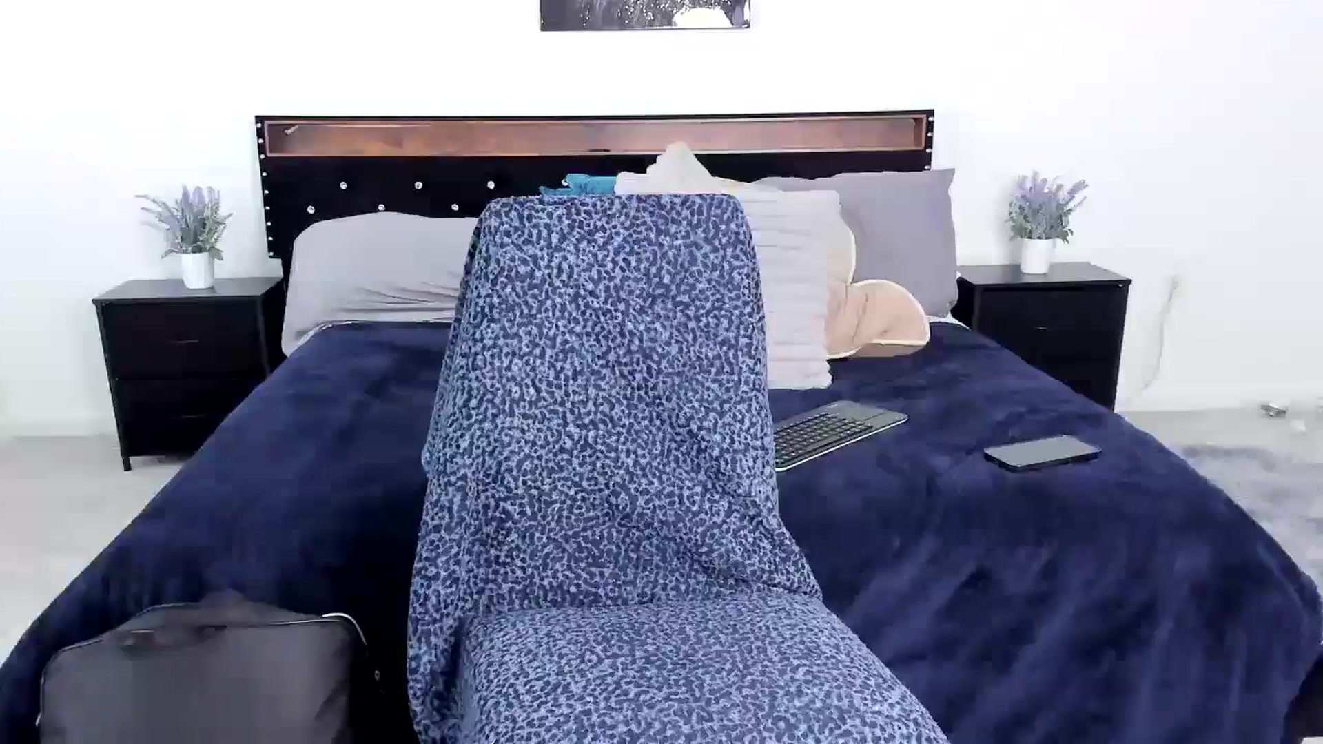 Gallery image thumbnail from Alexis_Amorr's myfreecams stream on, 12/21/2025, 18:46 image 16 of 20