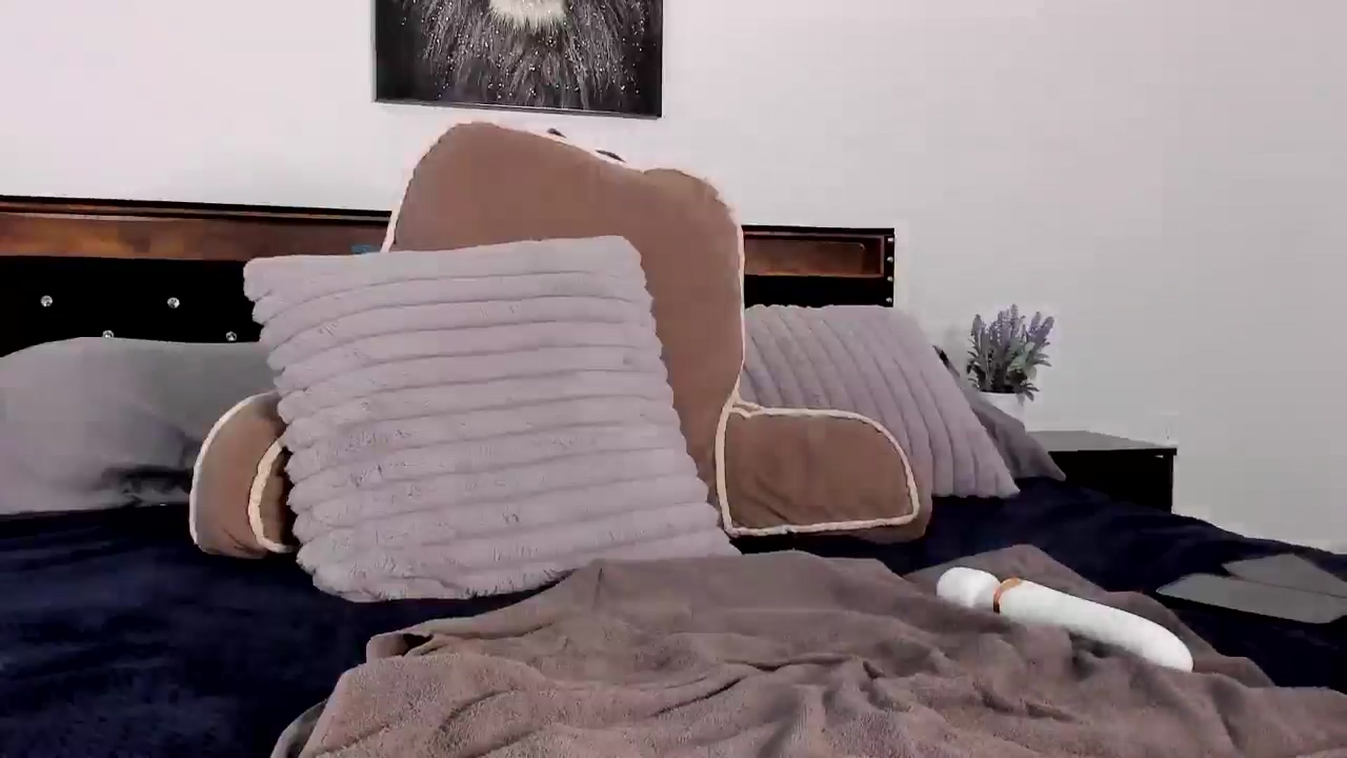 Gallery image thumbnail from Alexis_Amorr's myfreecams stream on, 01/02/2026, 22:16 image 6 of 20