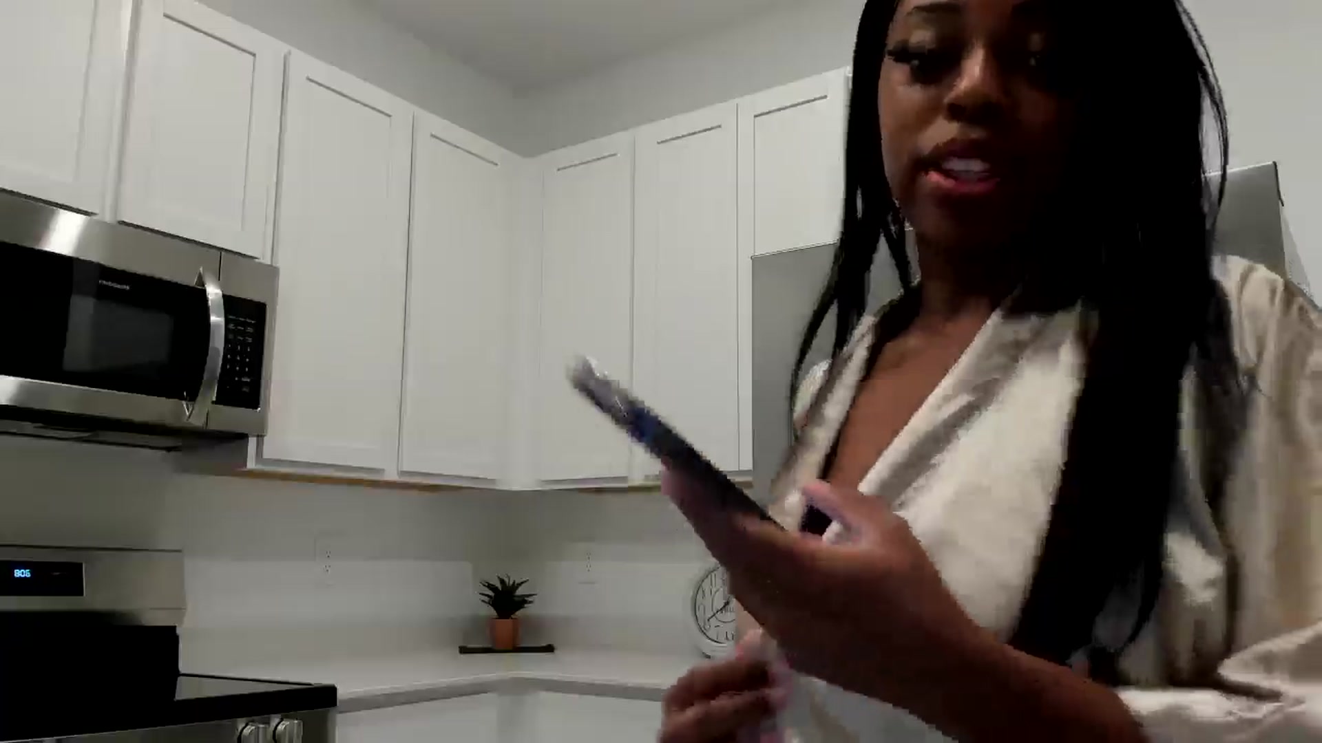 Gallery image thumbnail from Alexis_Amorr's myfreecams stream on, 02/15/2026, 01:27 image 14 of 20