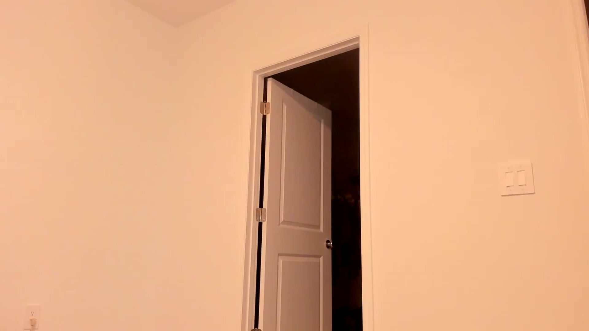 Gallery image thumbnail from Alexis_Amorr's myfreecams stream on, 02/19/2026, 03:38 image 2 of 20