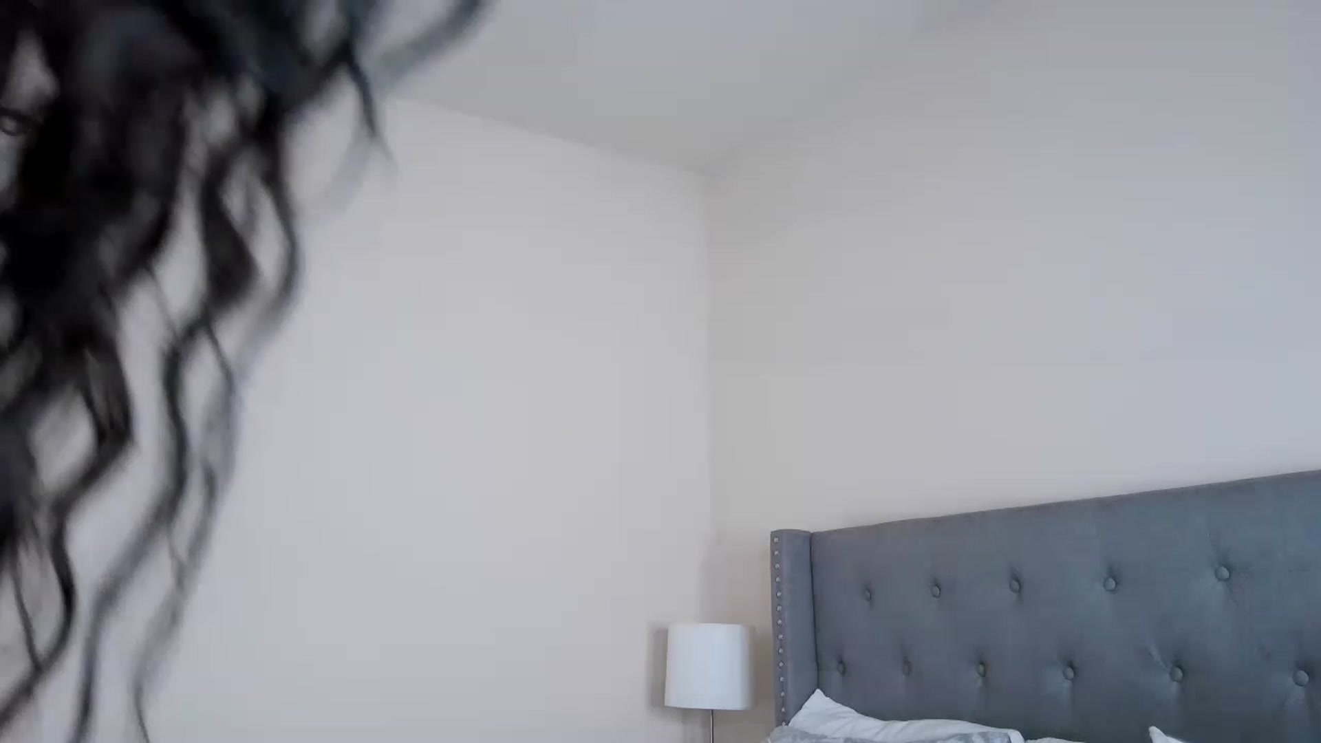 Gallery image thumbnail from Alexis_Amour's myfreecams stream on, 12/13/2022, 24:05 image 1 of 20
