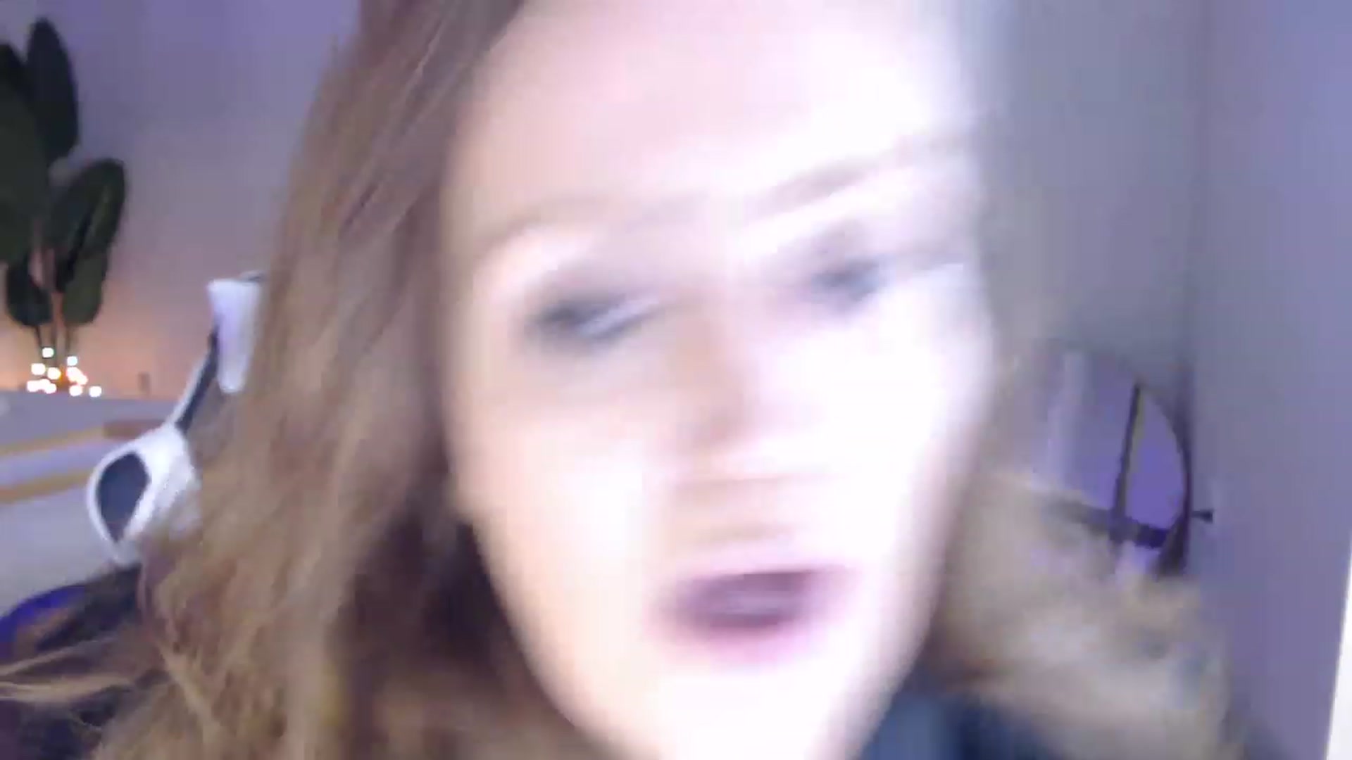 Gallery image thumbnail from Alexis_Anne's myfreecams stream on, 12/05/2022, 03:36 image 13 of 20