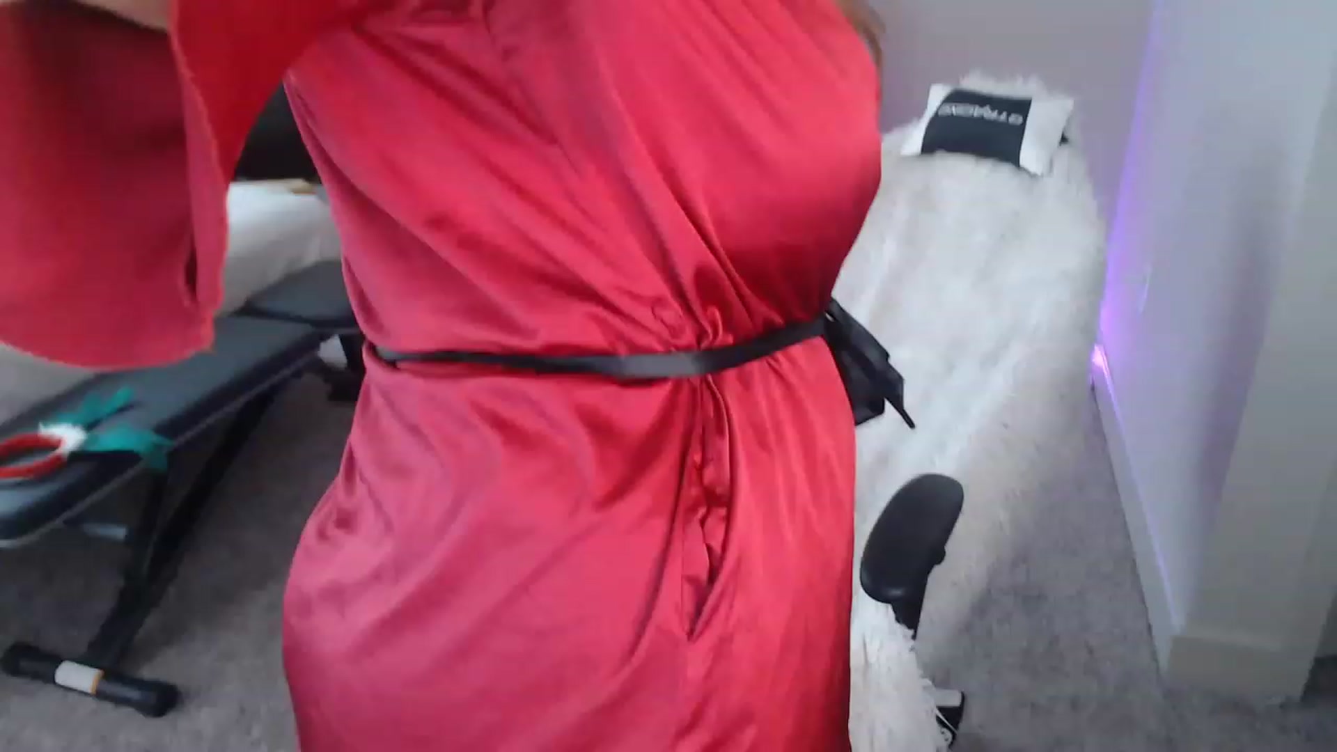 Gallery image thumbnail from Alexis_Anne's myfreecams stream on, 12/16/2022, 21:03 image 12 of 20