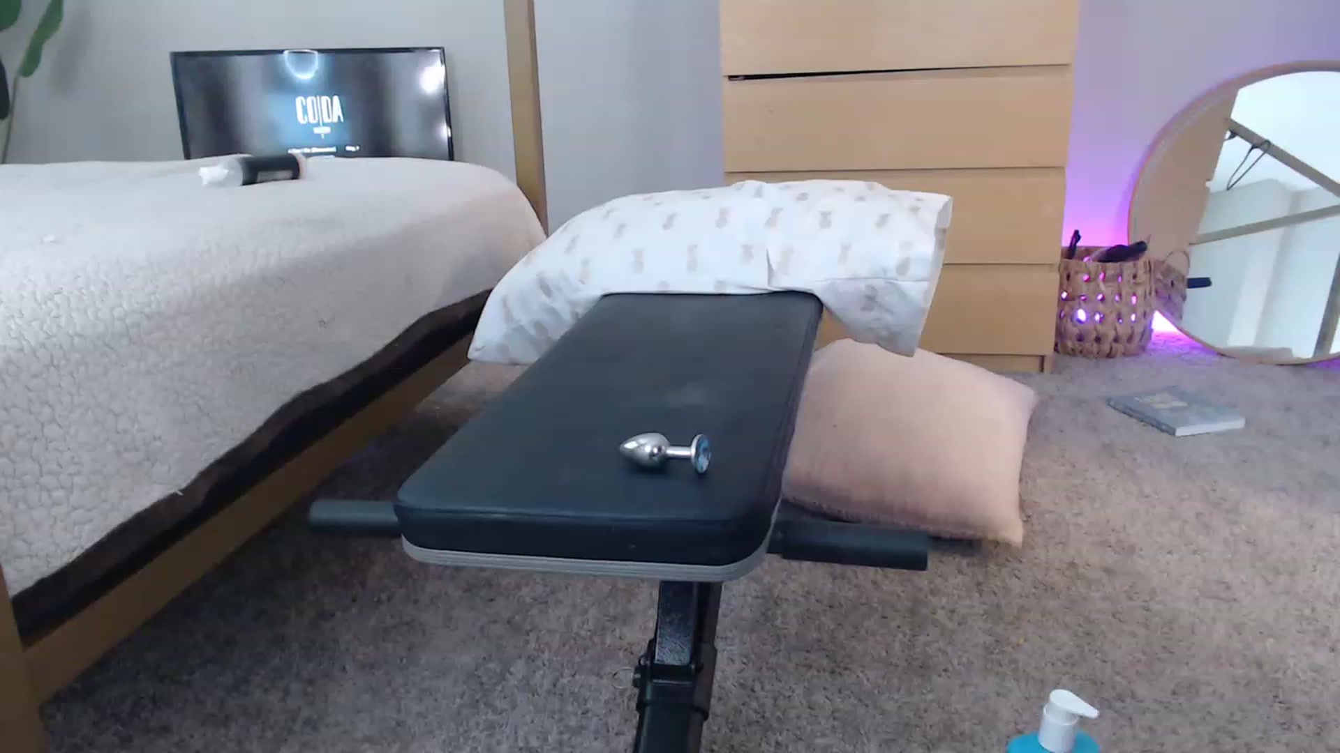 Gallery image thumbnail from Alexis_Anne's myfreecams stream on, 01/04/2023, 21:26 image 15 of 20