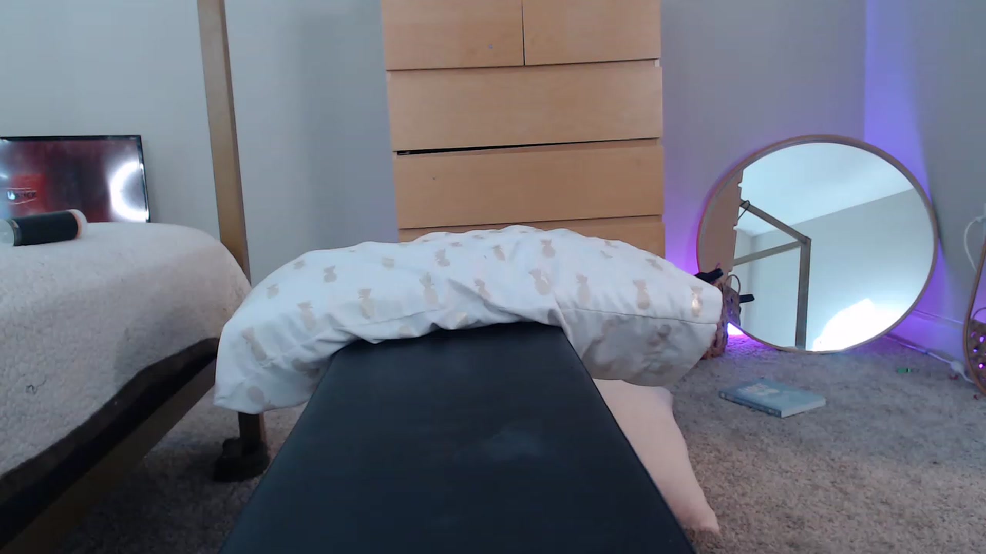 Gallery image thumbnail from Alexis_Anne's myfreecams stream on, 01/04/2023, 21:26 image 10 of 20